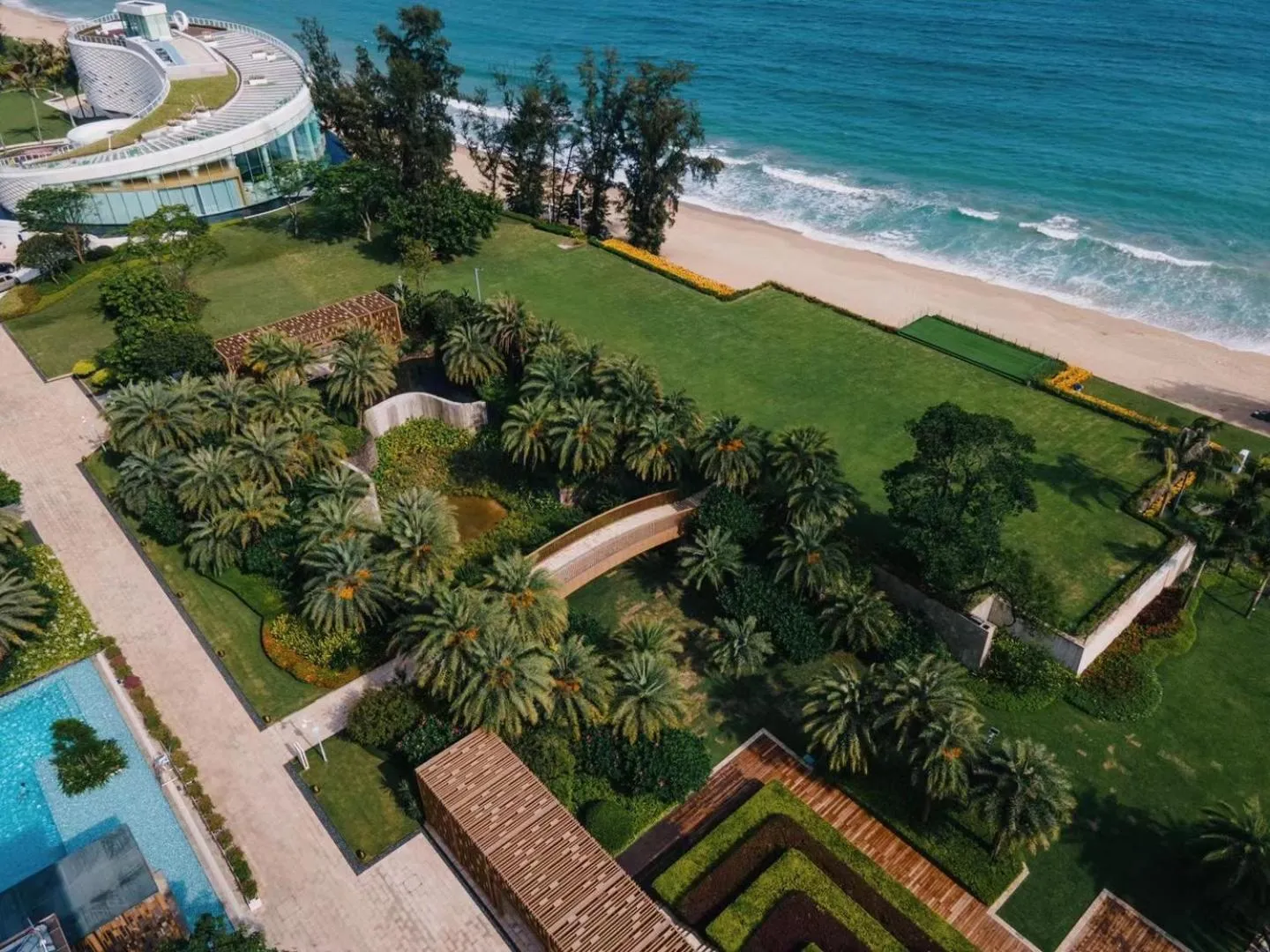 Garden in Shenzhen Marriott Hotel Golden Bay