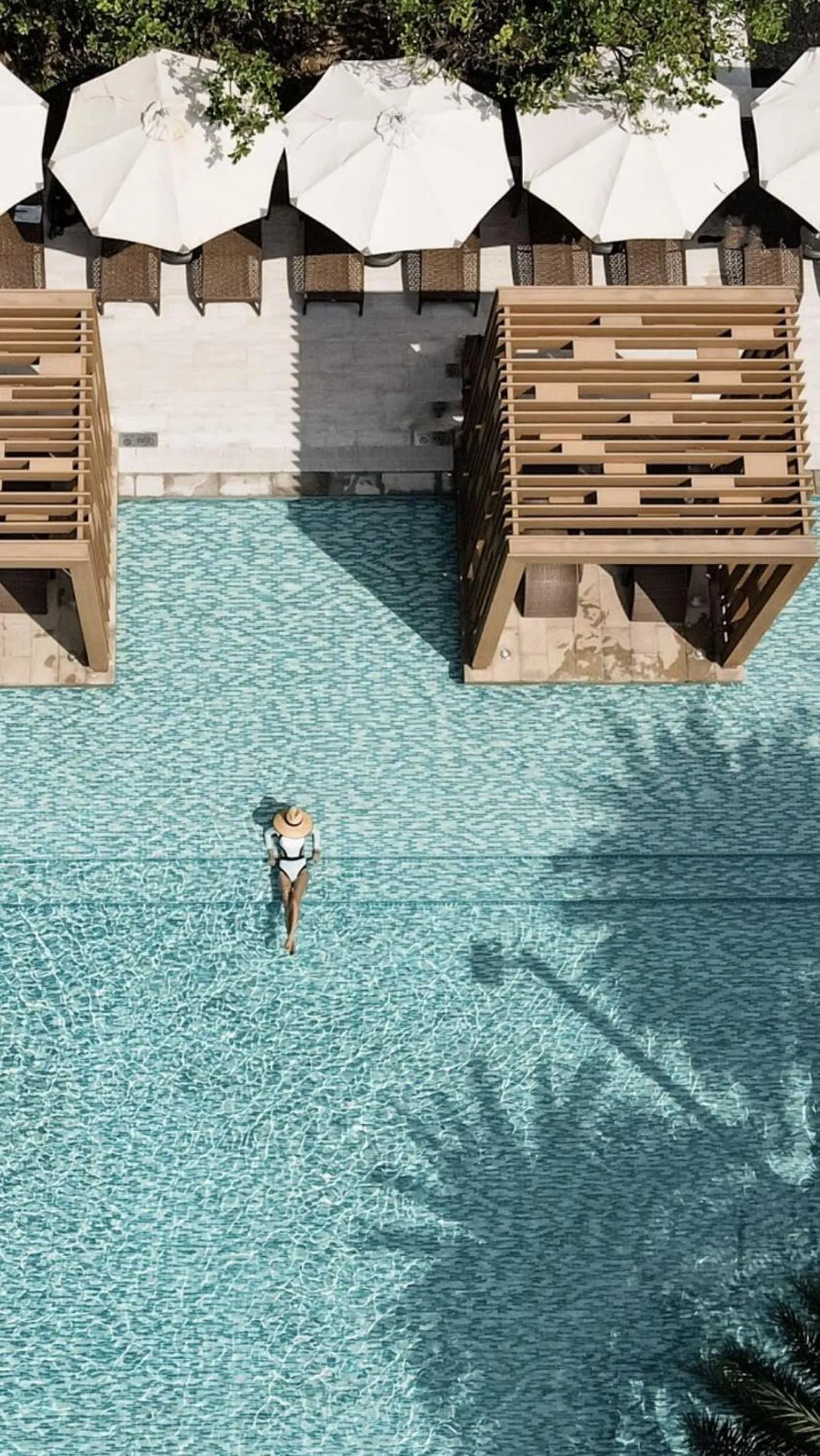 Pool view in Shenzhen Marriott Hotel Golden Bay