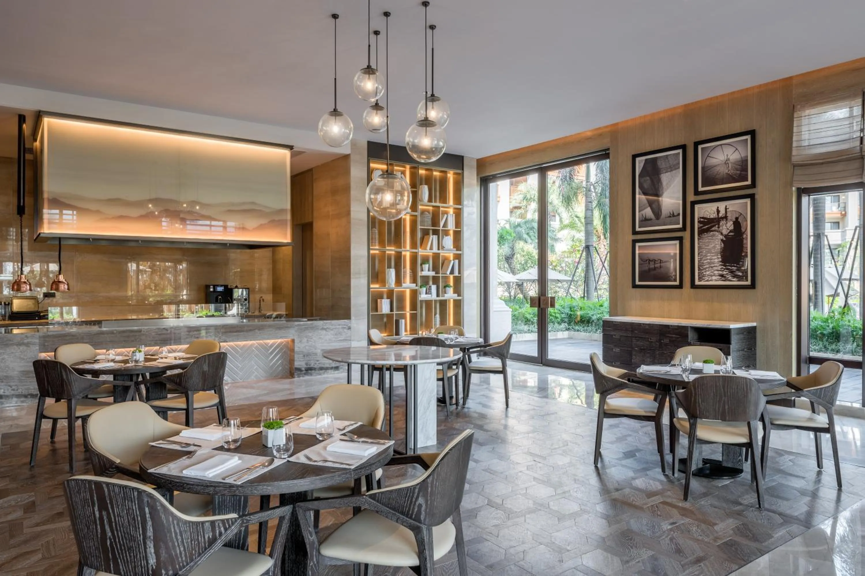 Restaurant/places to eat in Shenzhen Marriott Hotel Golden Bay