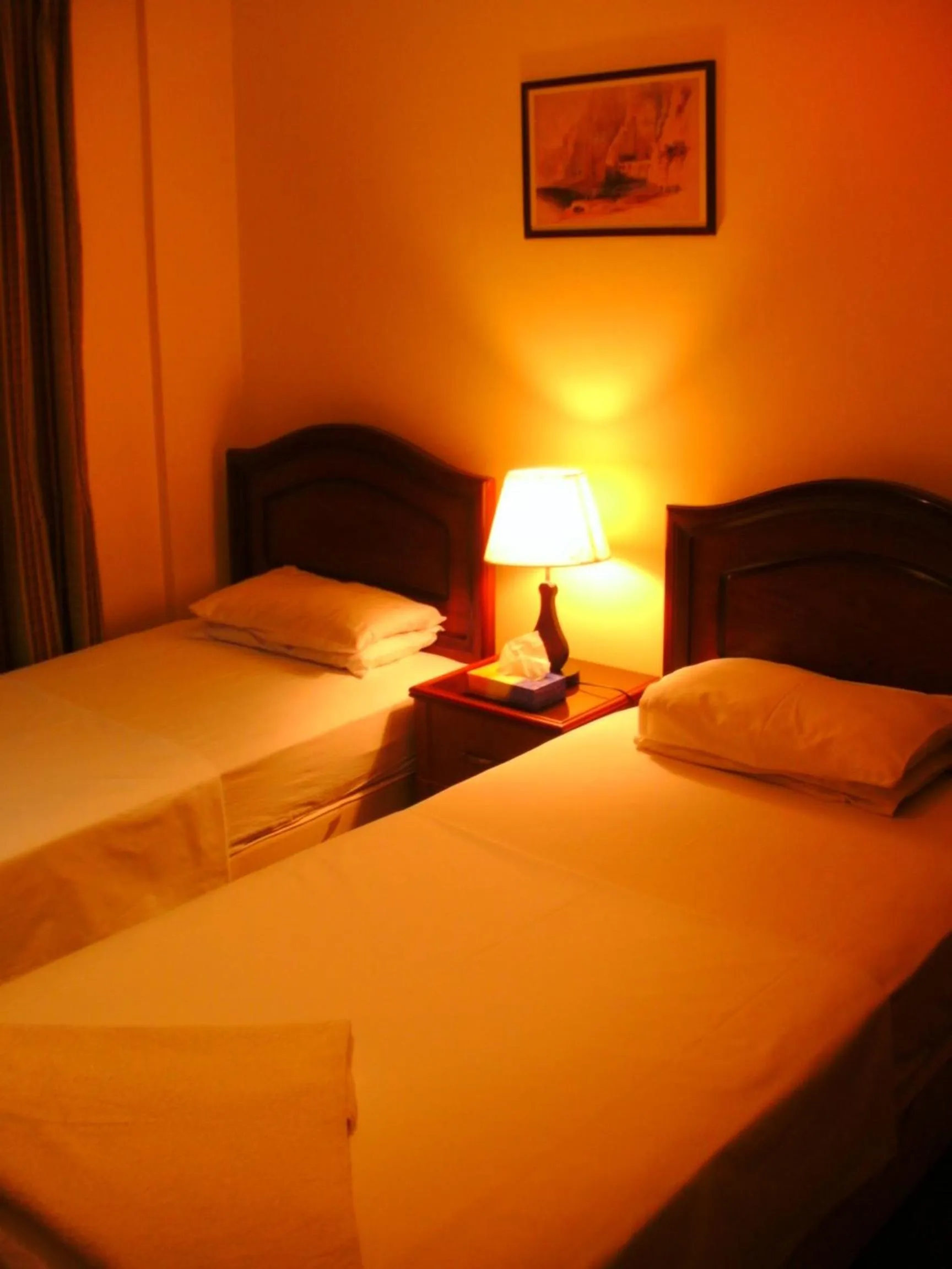 Bed in Al Rashid Hotel