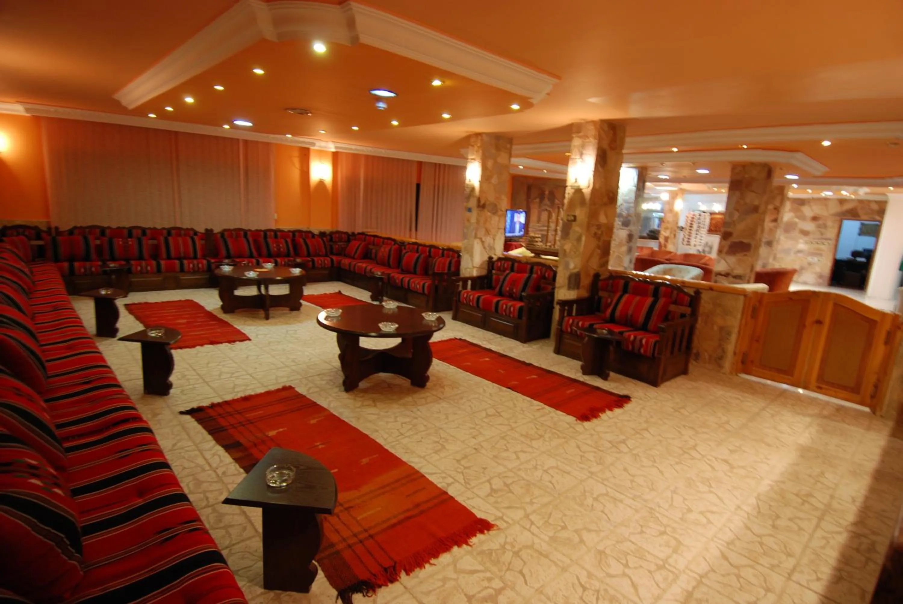 Lobby or reception in Al Rashid Hotel