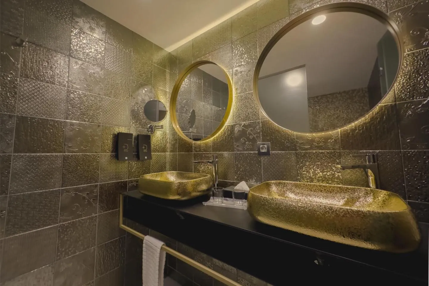 Bathroom in Design Plus Bex Hotel