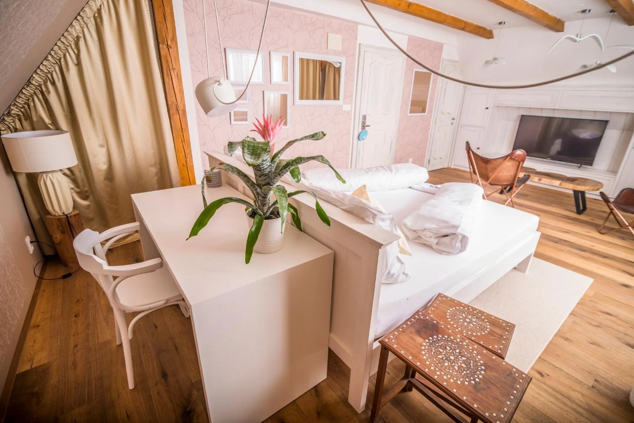 Photo of the whole room in Krumlovská pohádka