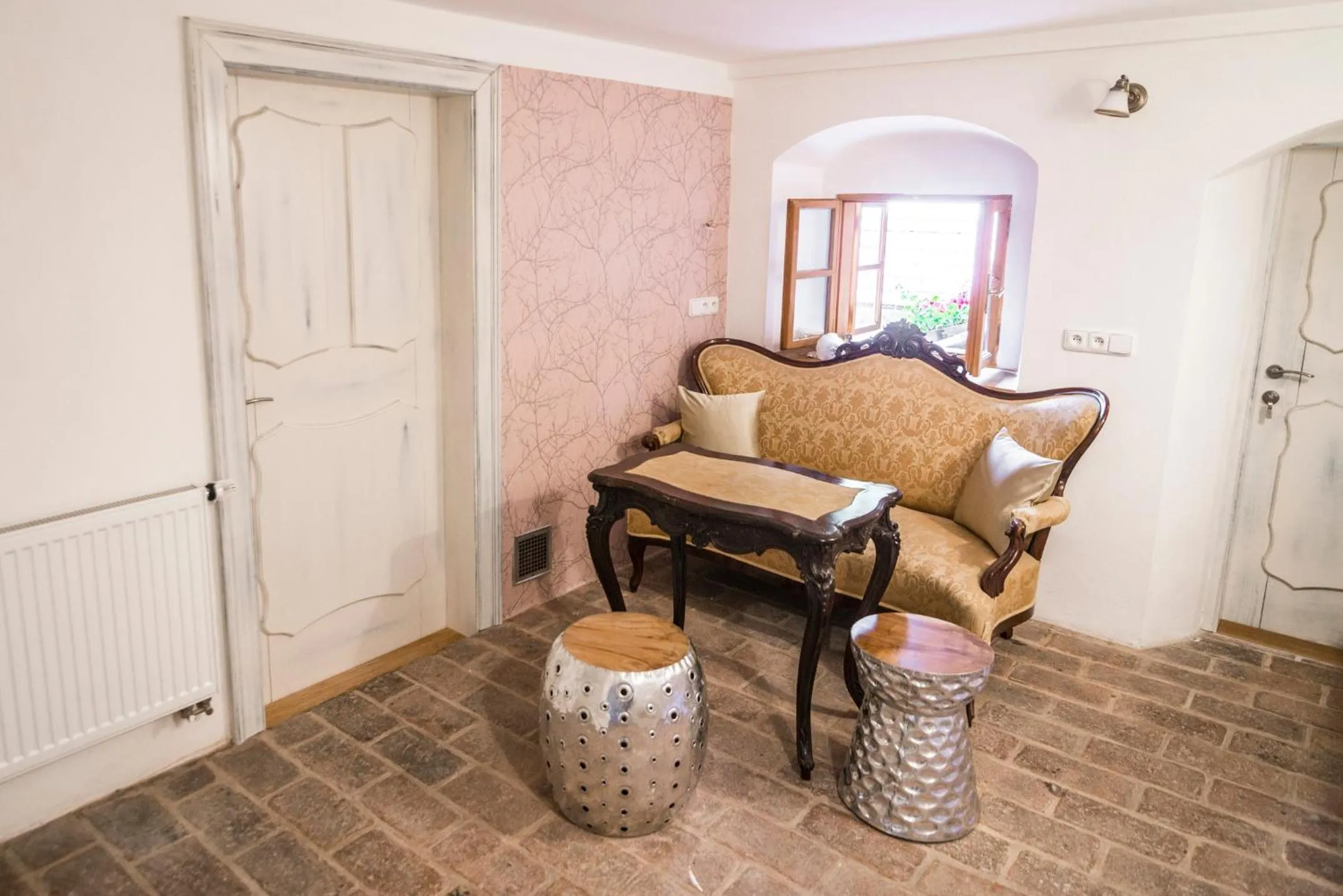 Seating area in Krumlovská pohádka