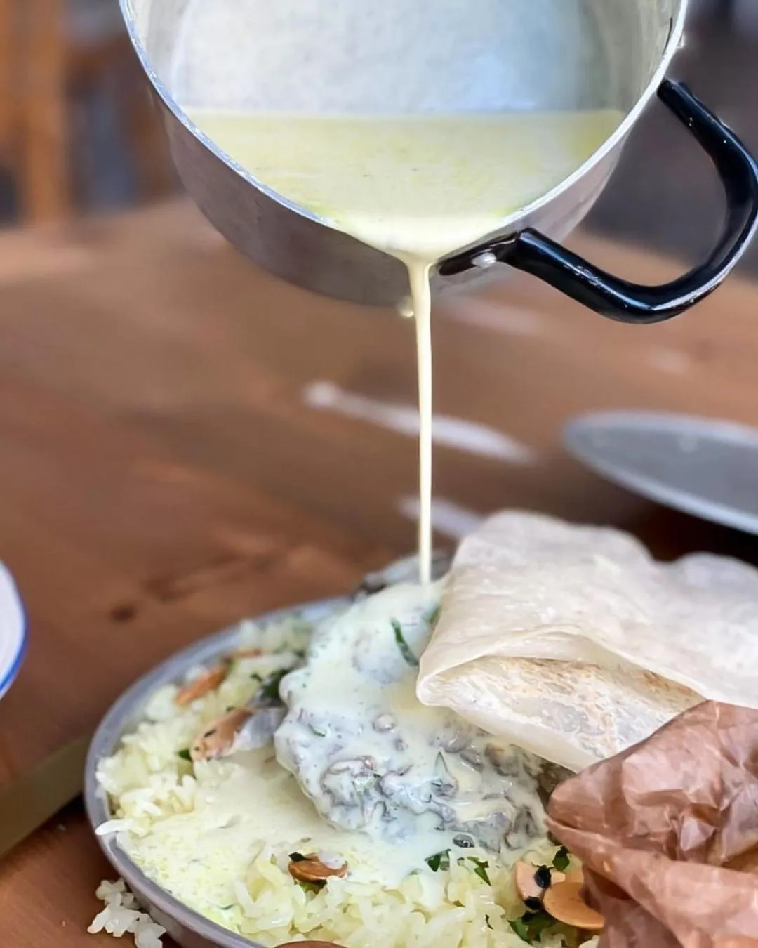 Restaurant/places to eat in Crystal Suites