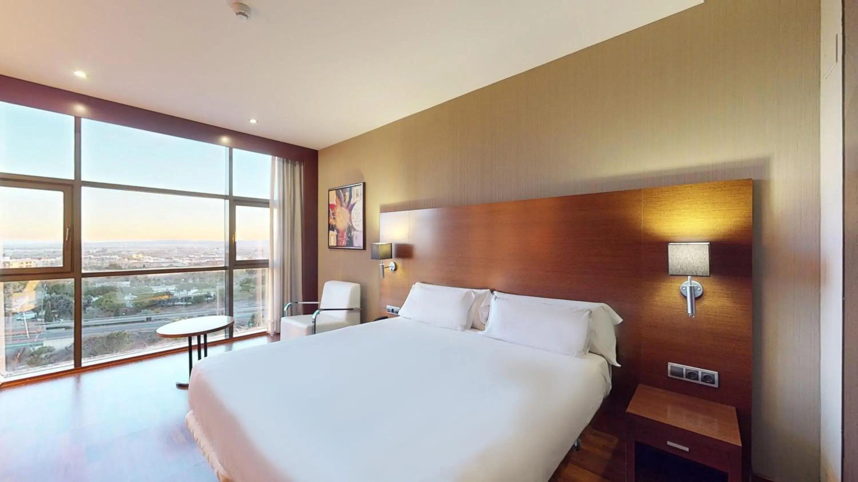 Standard King Room in AZZ Valencia Congress Hotel & Spa Standard King Room in AZZ Valencia Congress Hotel & Spa