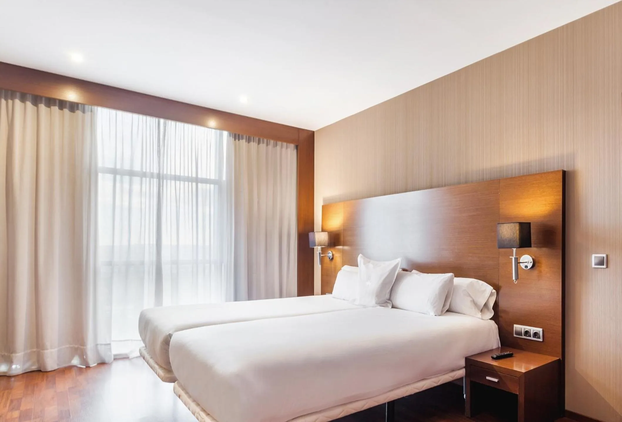 Bedroom, Bed in AZZ Valencia Congress Hotel & Spa