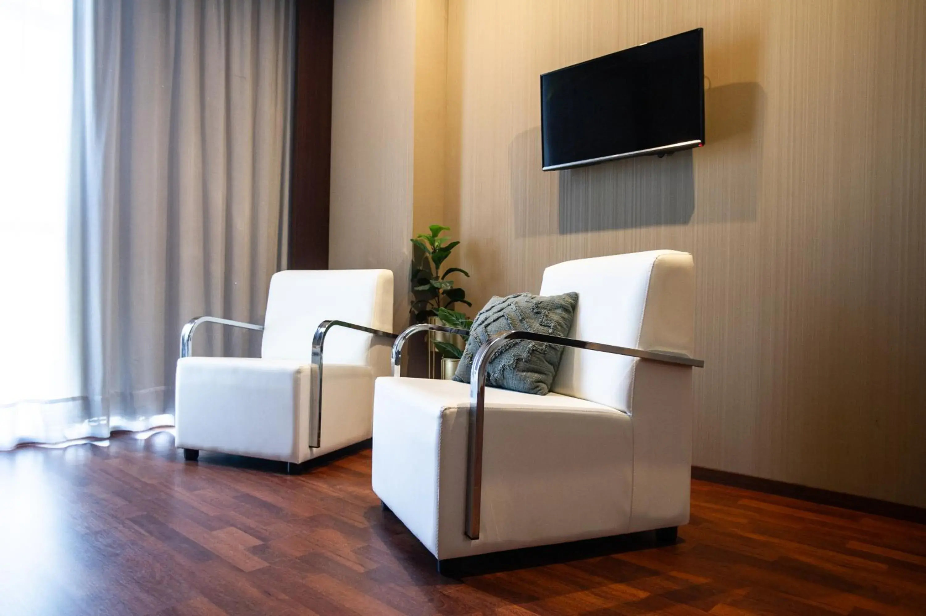 Living room in AZZ Valencia Congress Hotel & Spa Living room in AZZ Valencia Congress Hotel & Spa