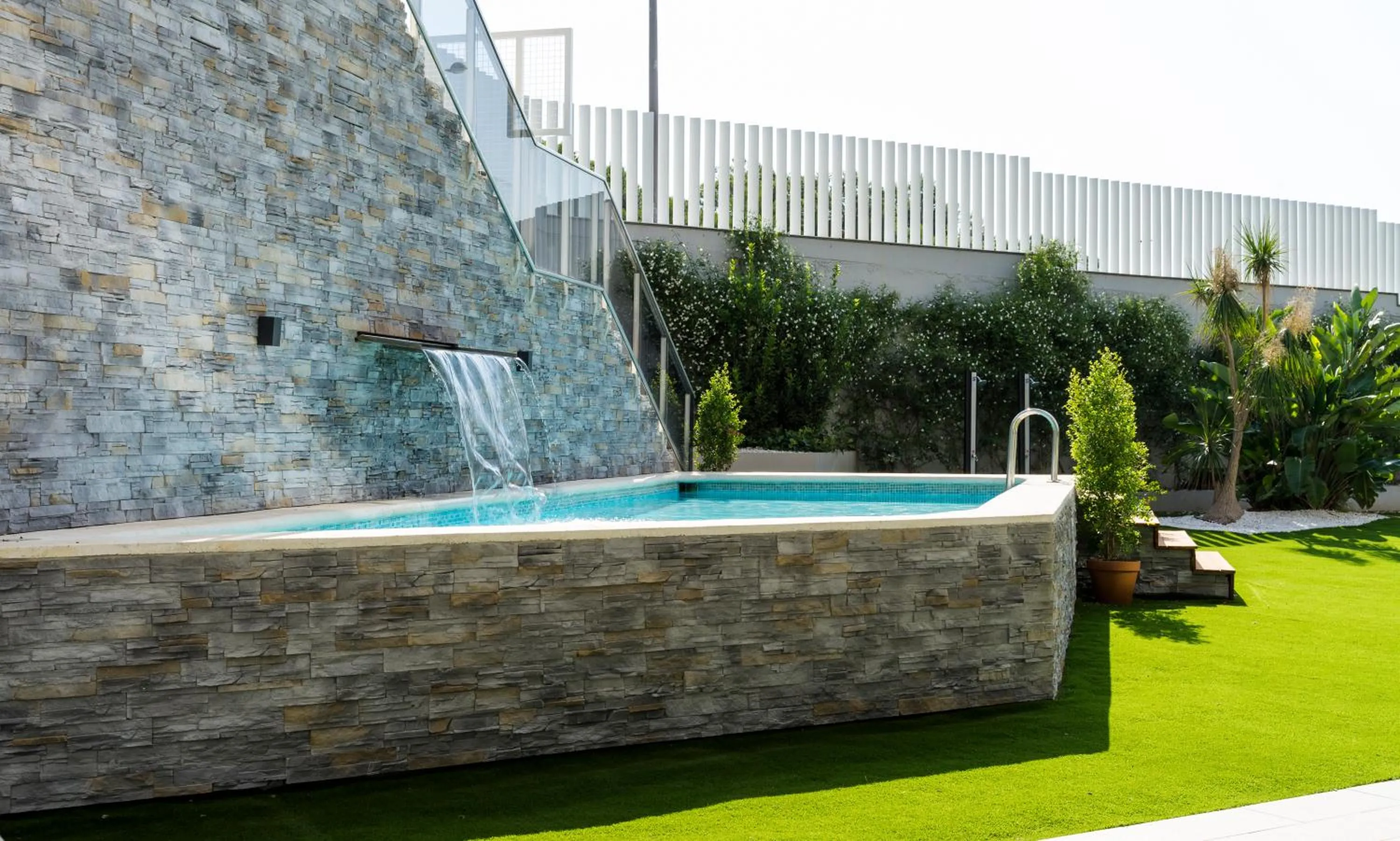 Swimming pool in AZZ Valencia Congress Hotel & Spa