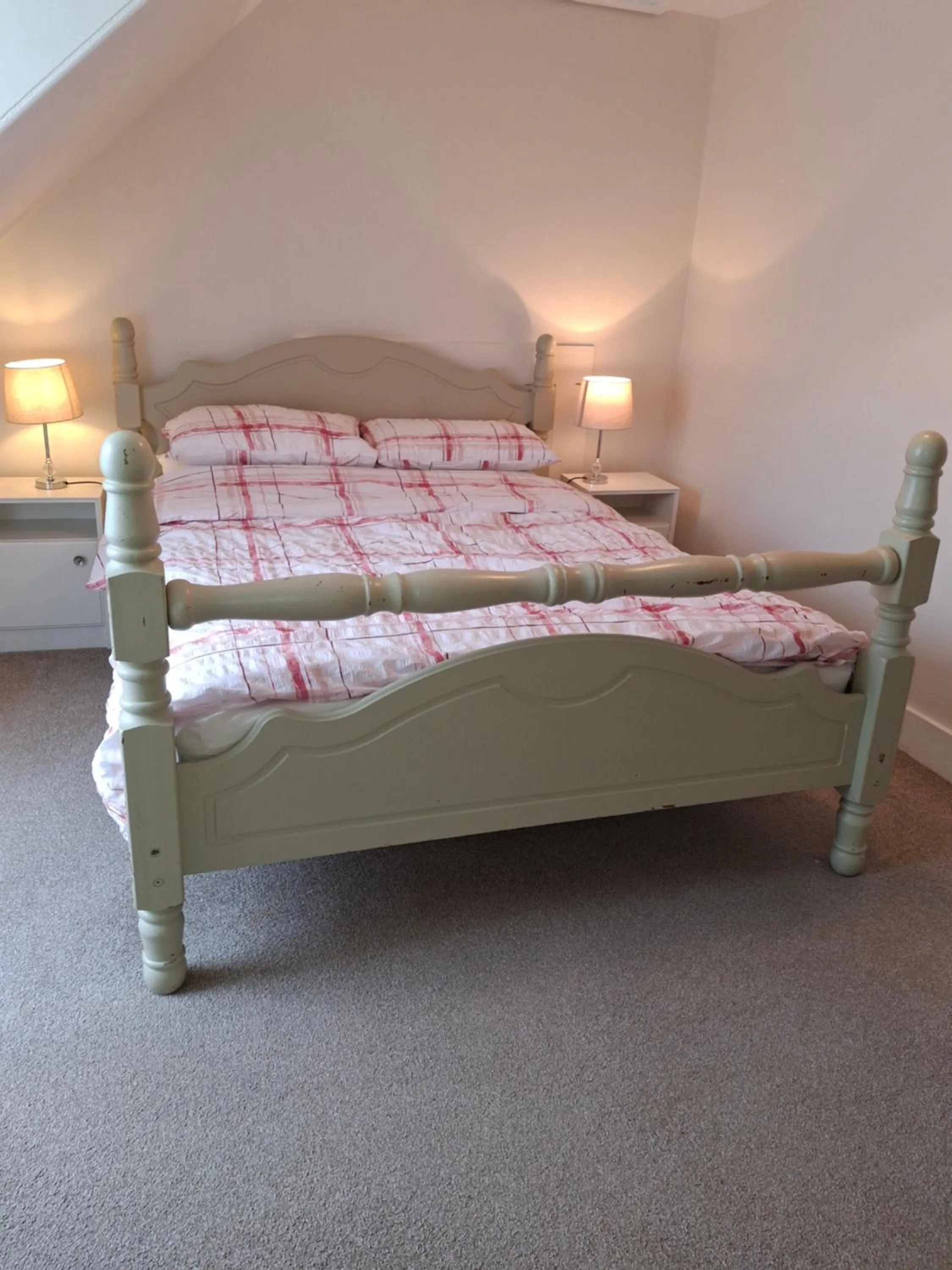 Bedroom, Bed in Aberlour Cottages - Bolthole & Retreat