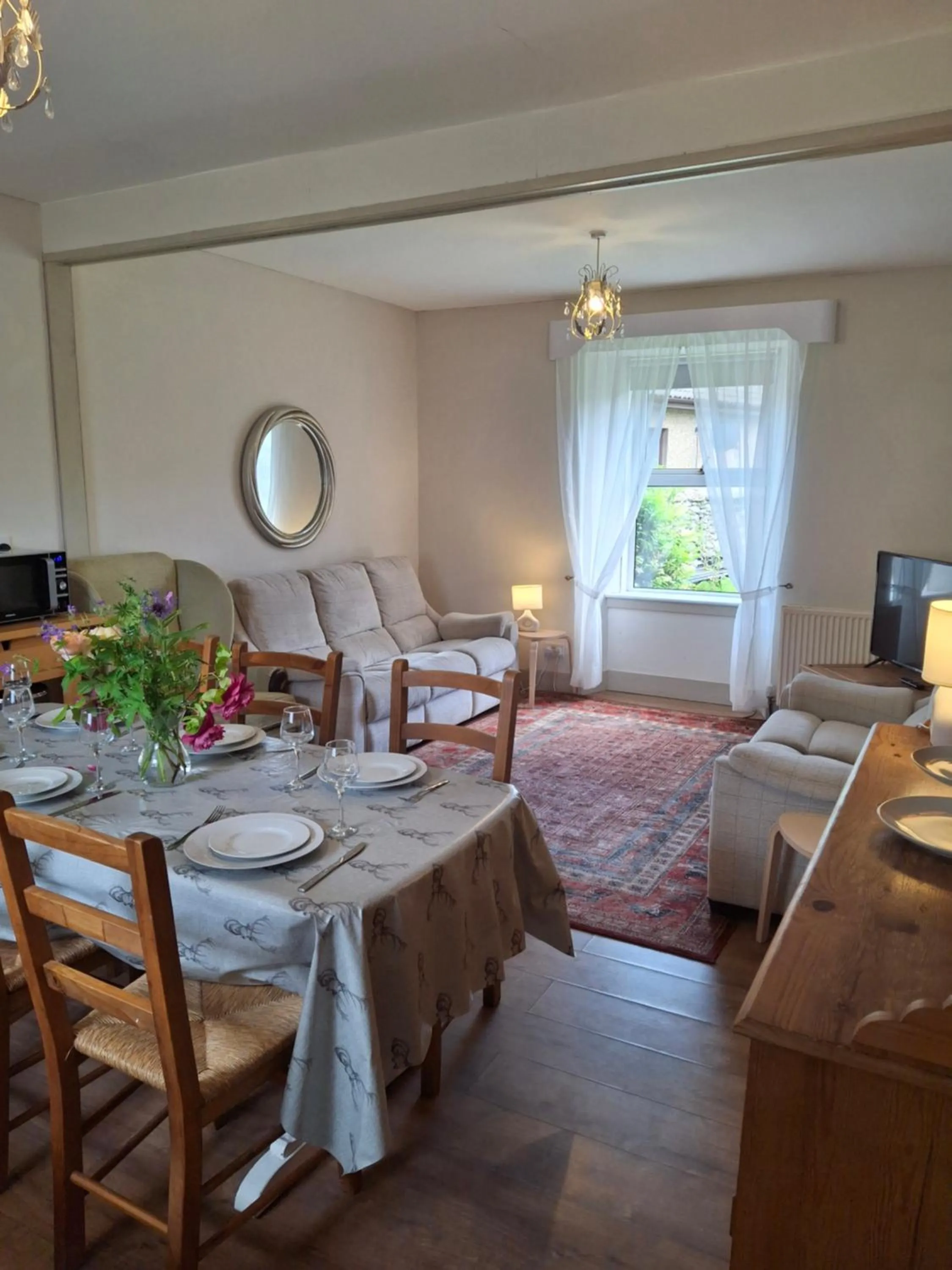 Dining area in Aberlour Cottages - Bolthole & Retreat