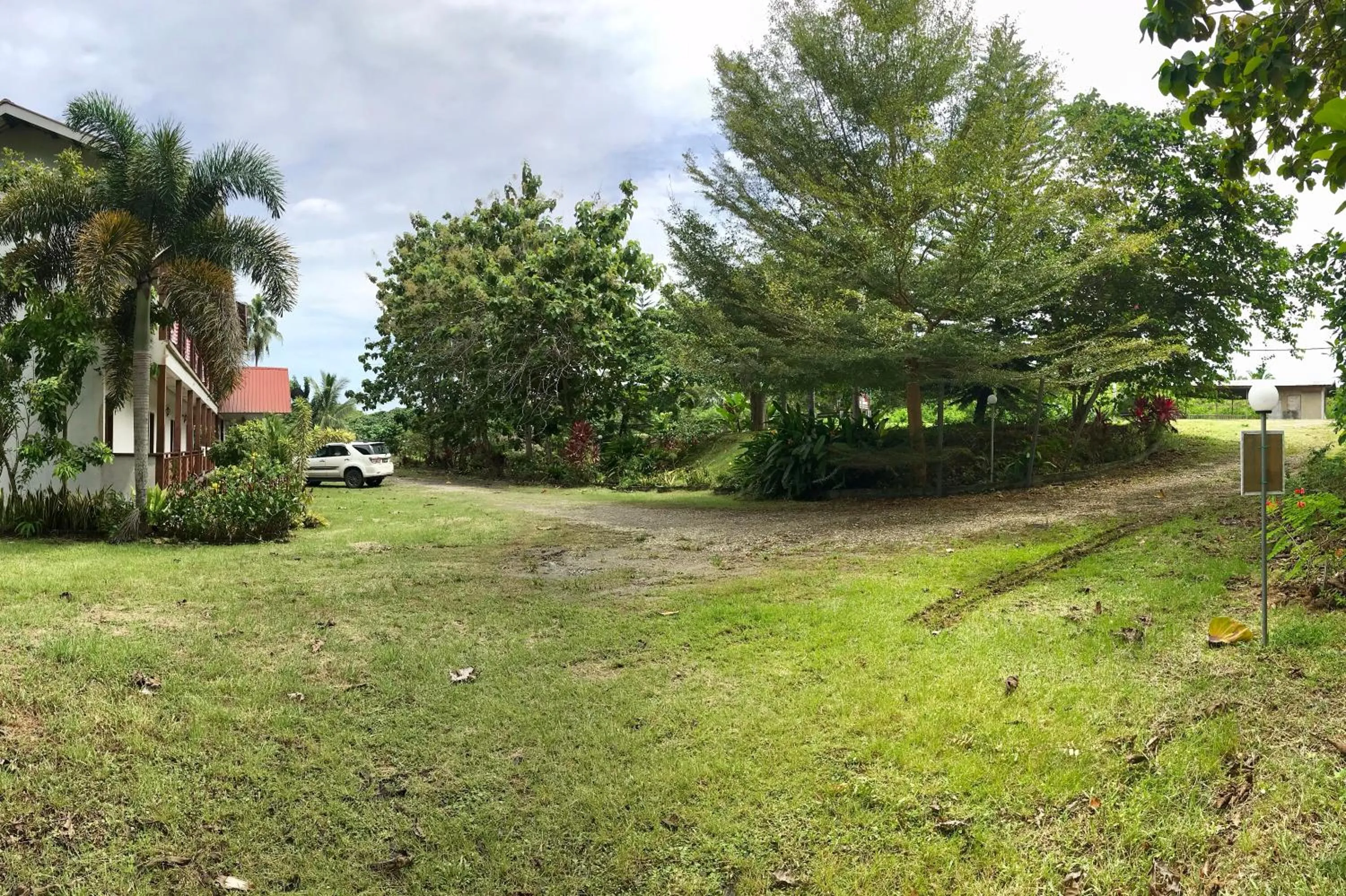 Garden in RTMS Guesthouse Semporna