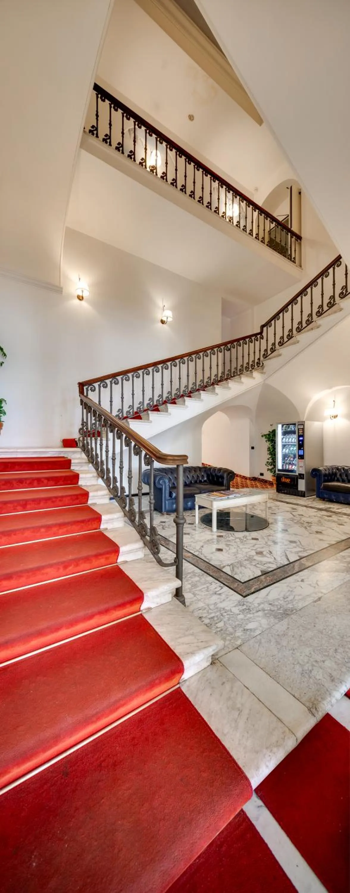 Lobby or reception in Hotel De La Ville