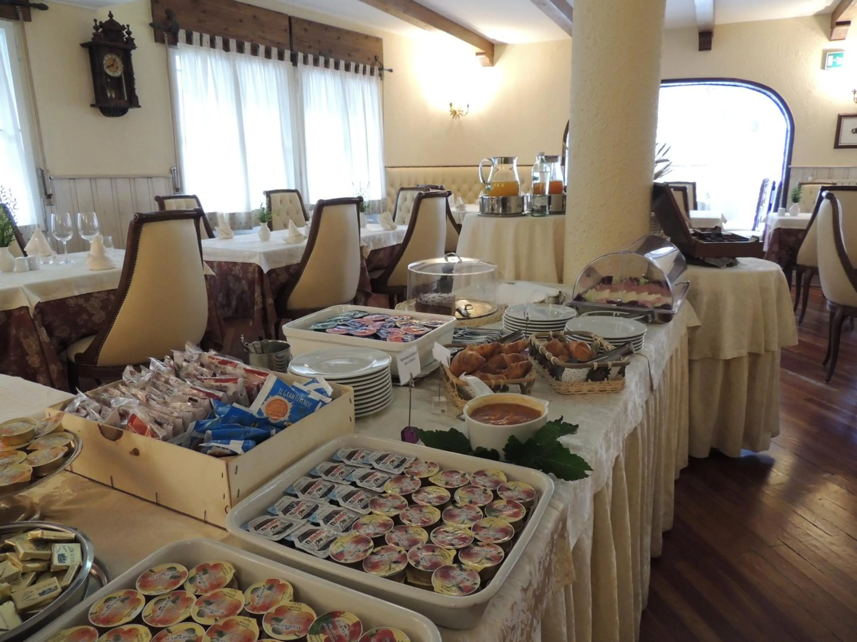 Food and drinks in Hotel La Meridiana