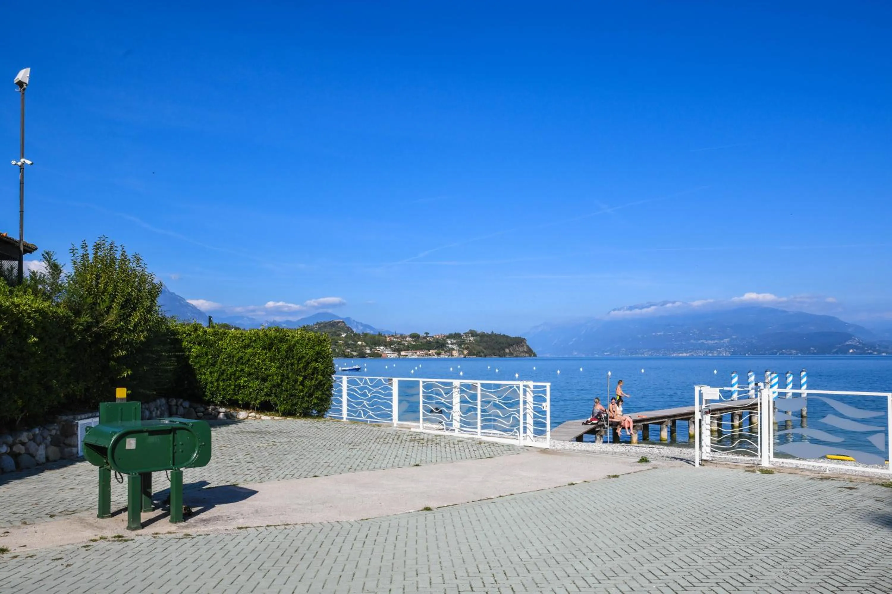 Lake view in Apparthotel San Sivino