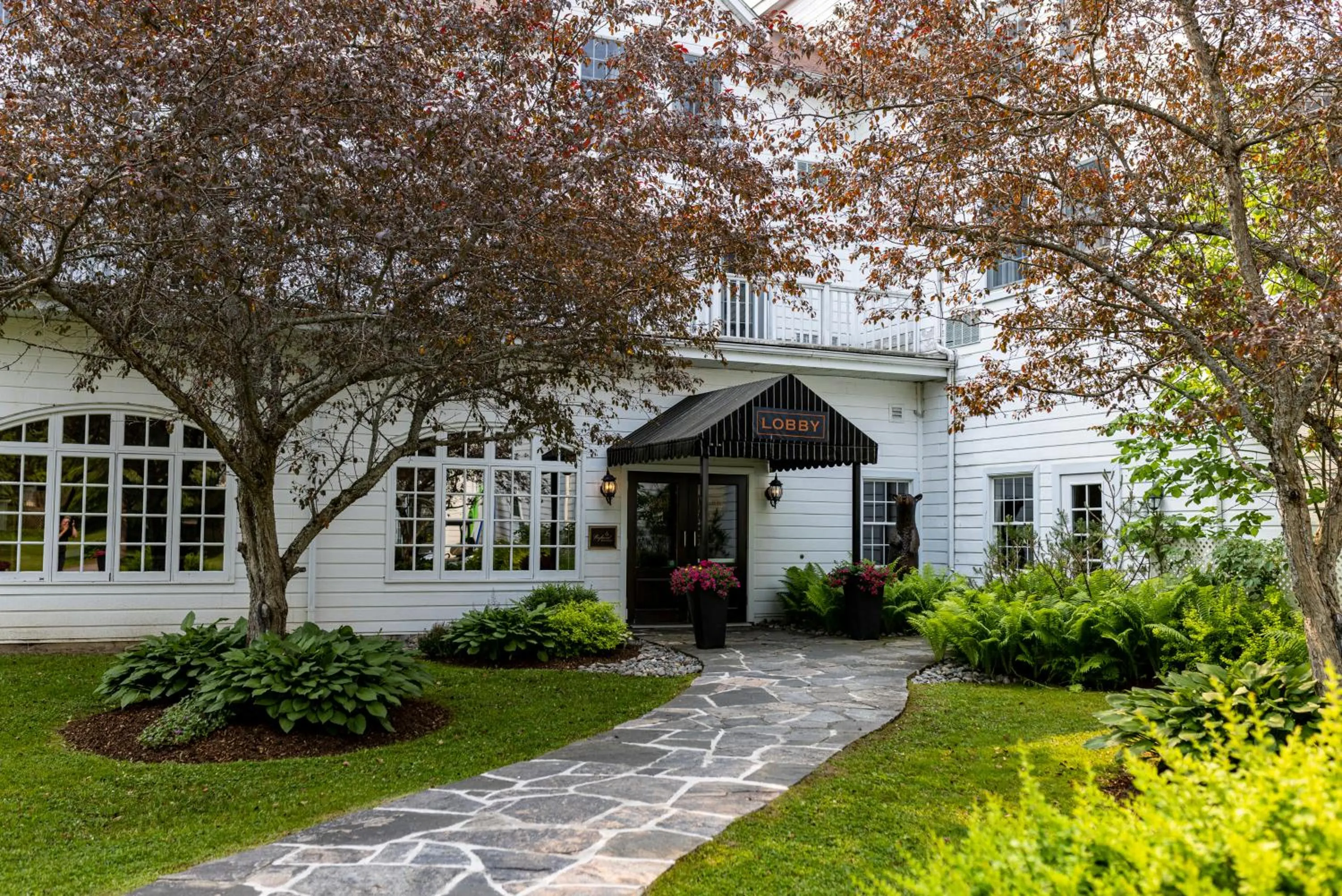 Facade/entrance in Windermere House