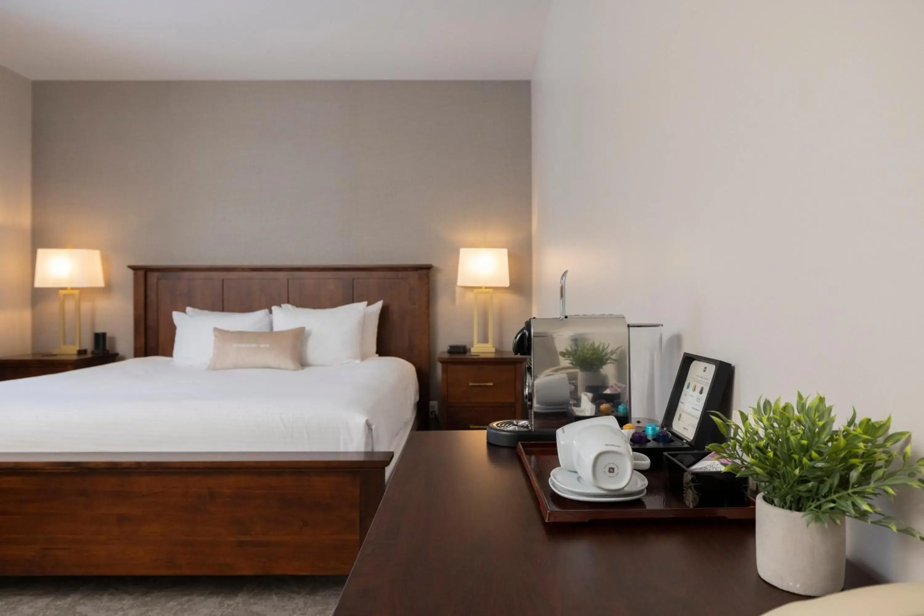 King Room with Garden View in Windermere House King Room with Garden View in Windermere House