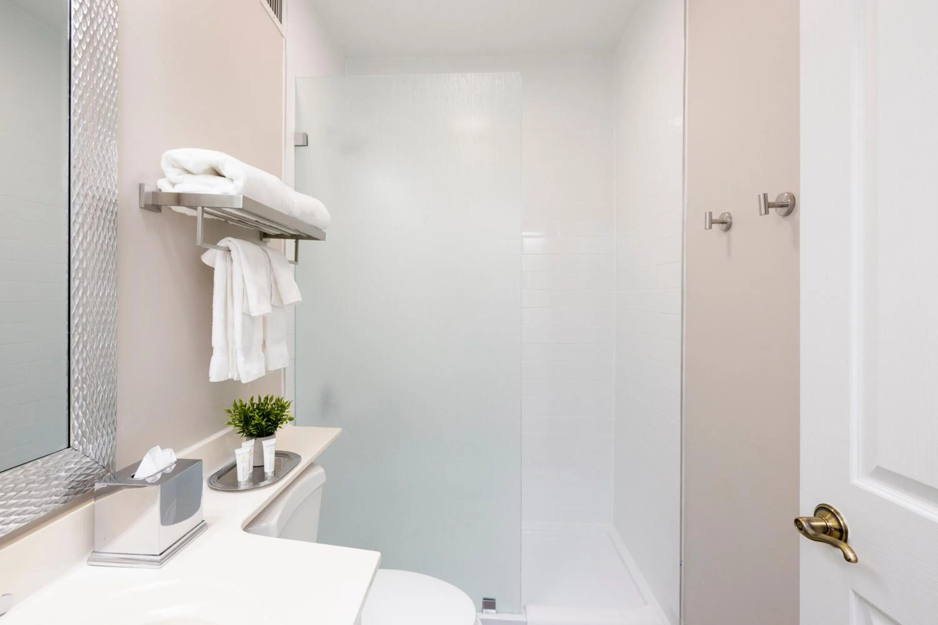 Bathroom in Windermere House