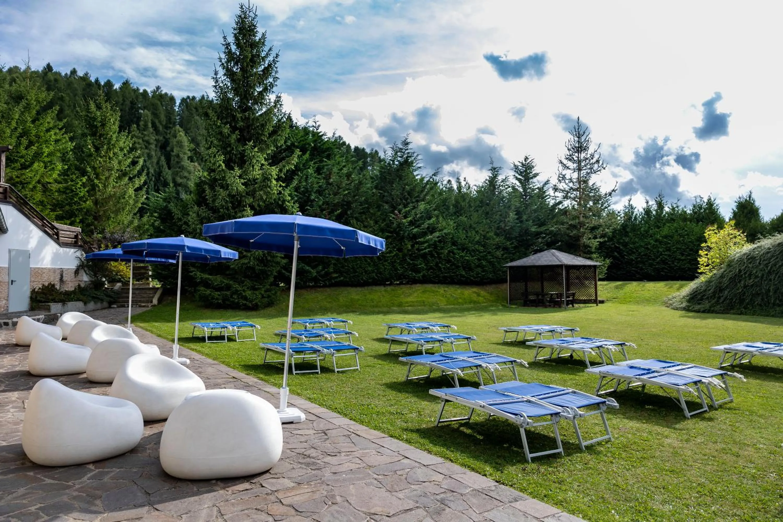 Garden in Golf Hotel