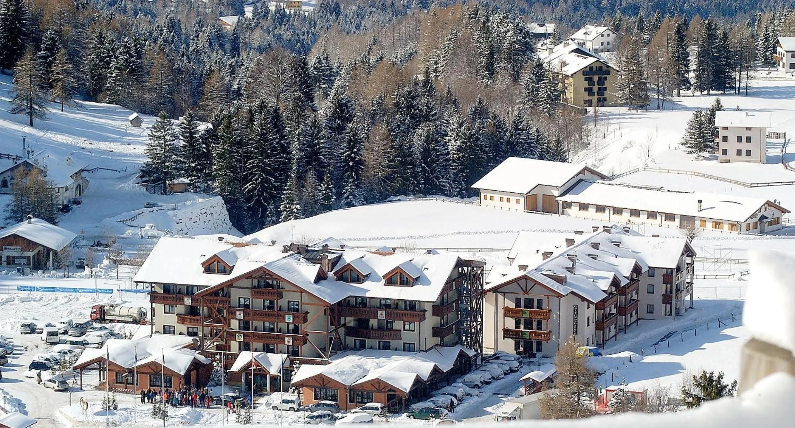 Property building in Golf Hotel