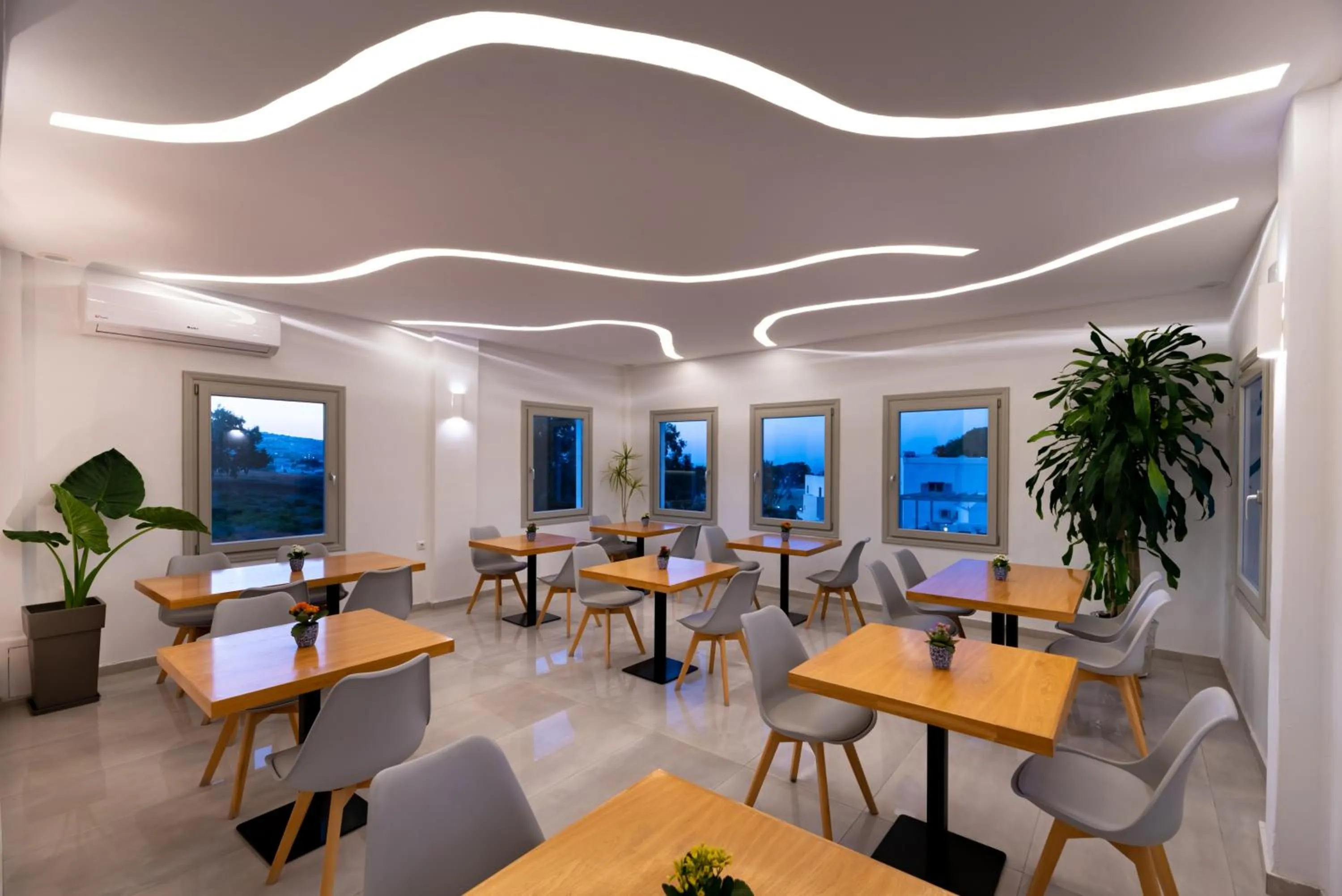 Restaurant/places to eat in Kalisperis Hotel