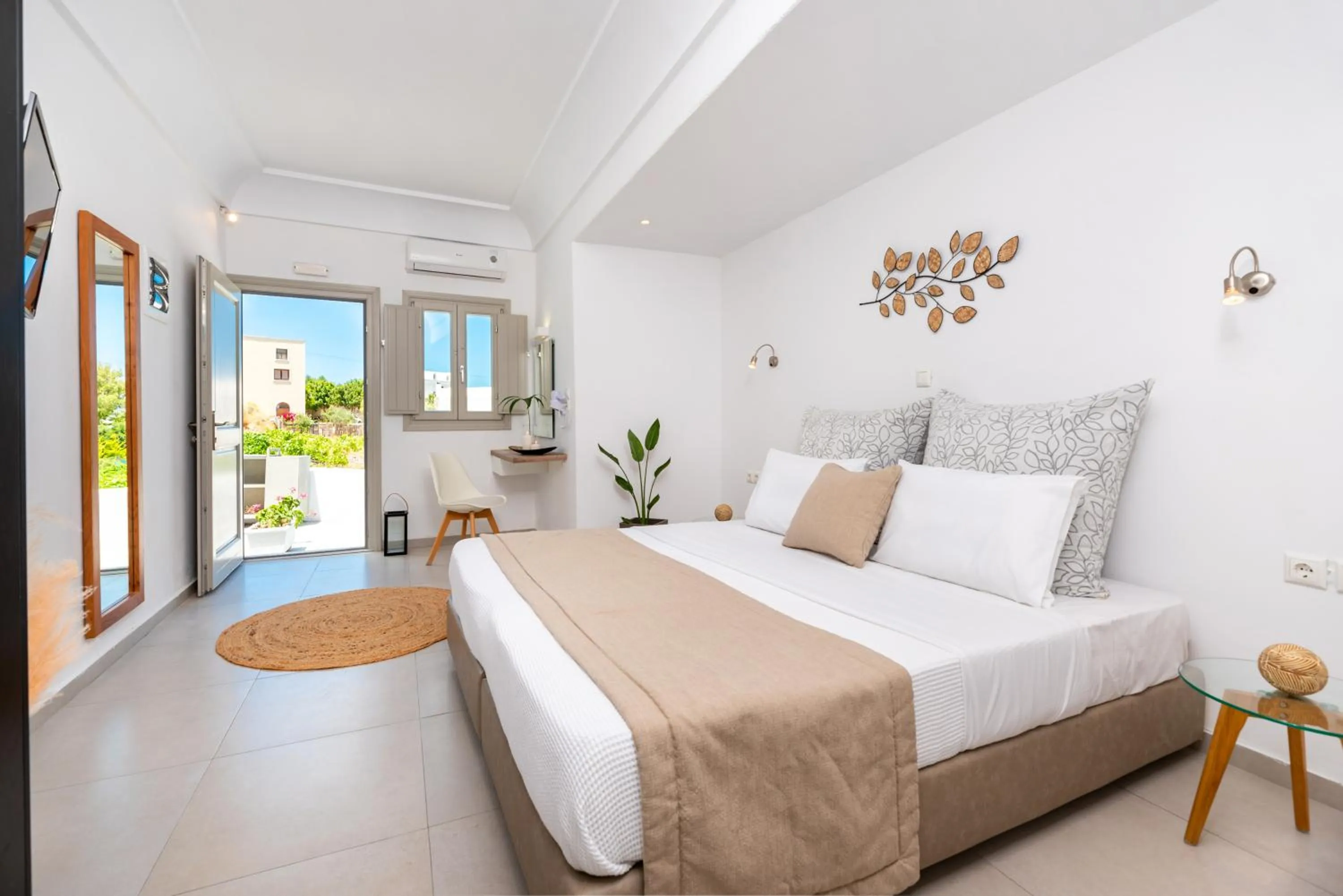 Bedroom, Bed in Kalisperis Hotel