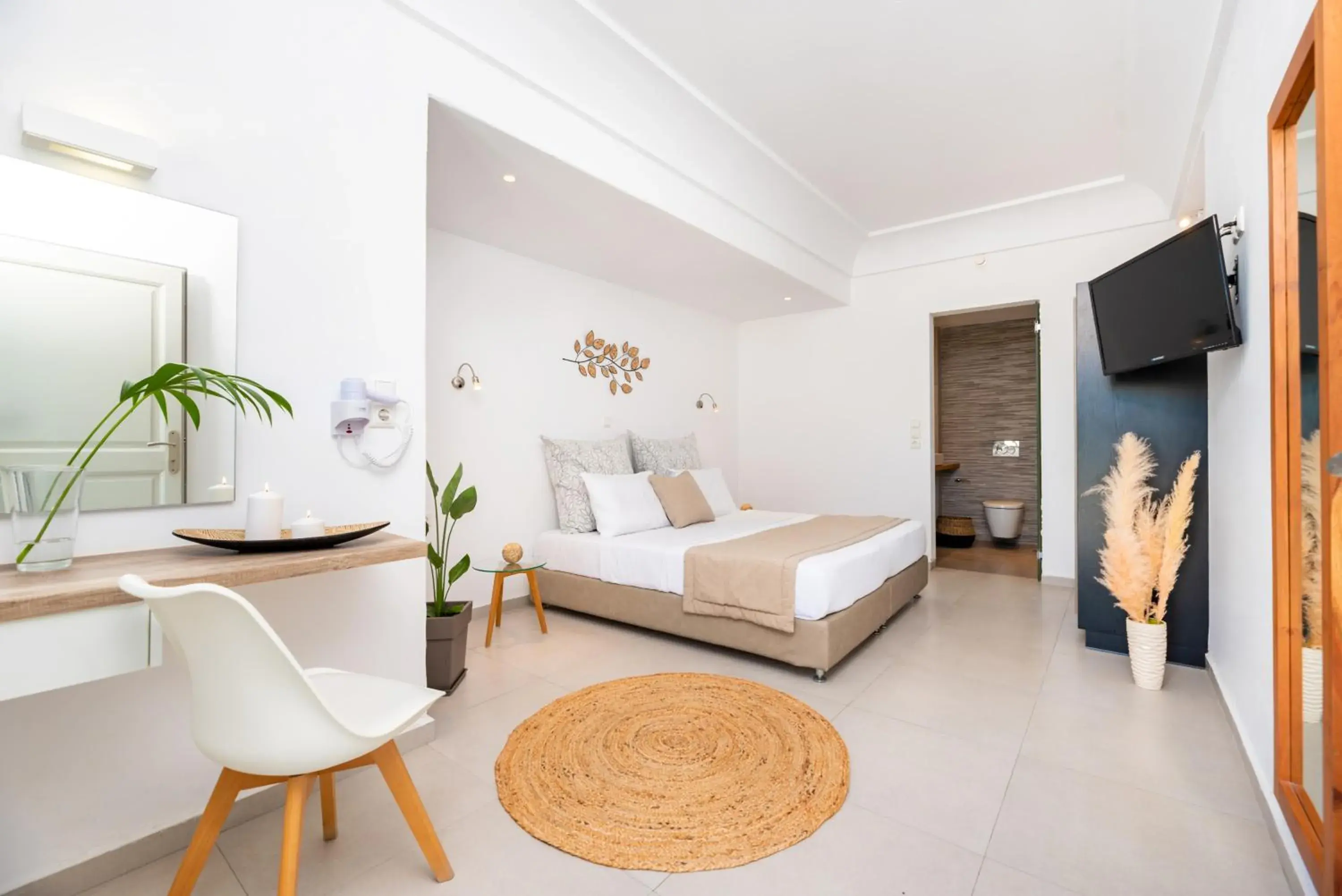 Double or Twin Room with Balcony in Kalisperis Hotel Double or Twin Room with Balcony in Kalisperis Hotel