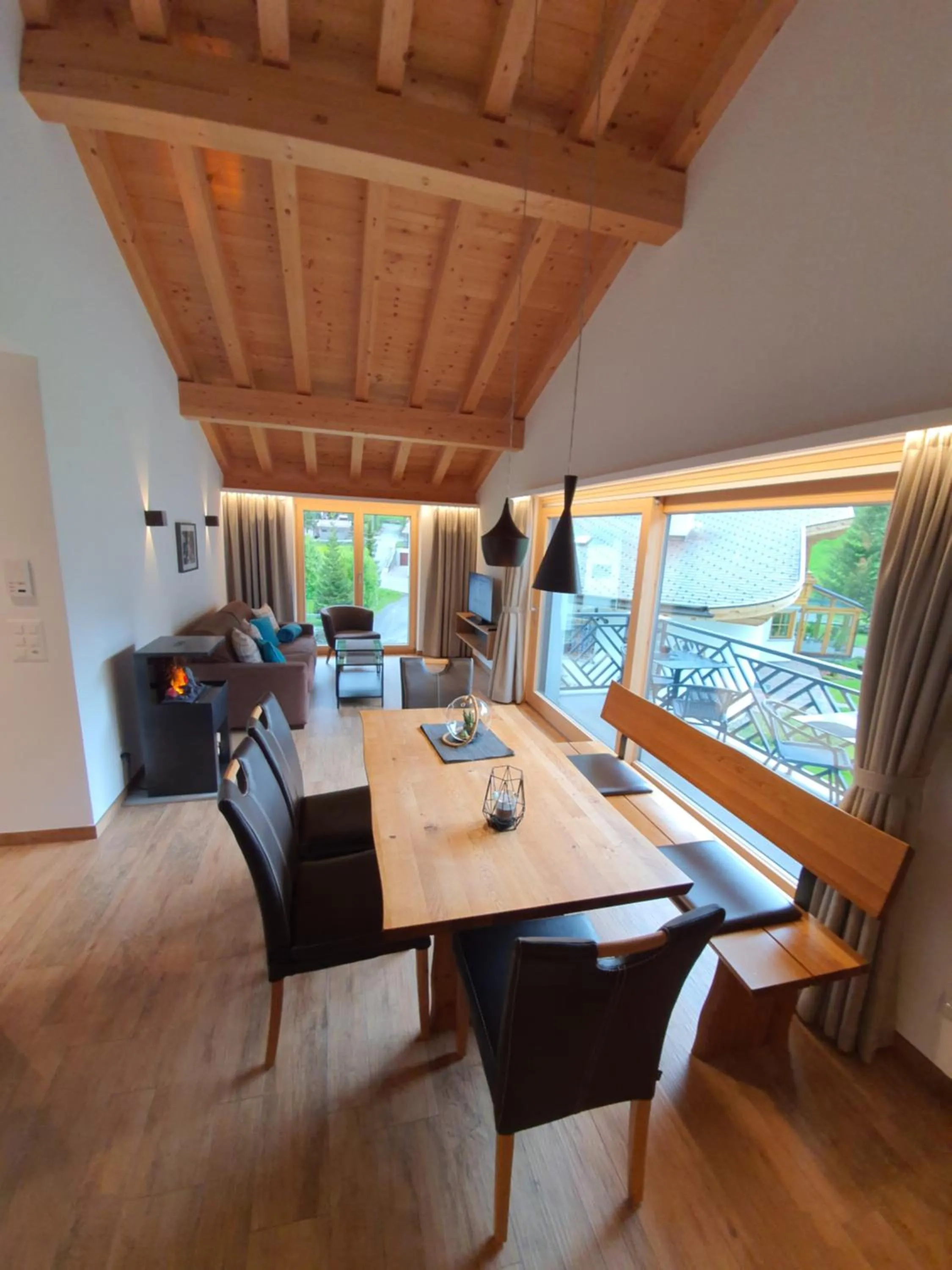 Two-Bedroom Apartment in Engadin Lodge PREMIUM & PRIVATE
