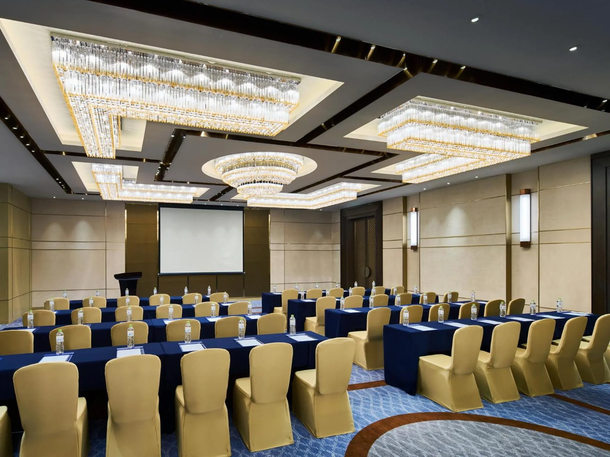 Business facilities in PRIMUS Hotel Wuhan Hannan