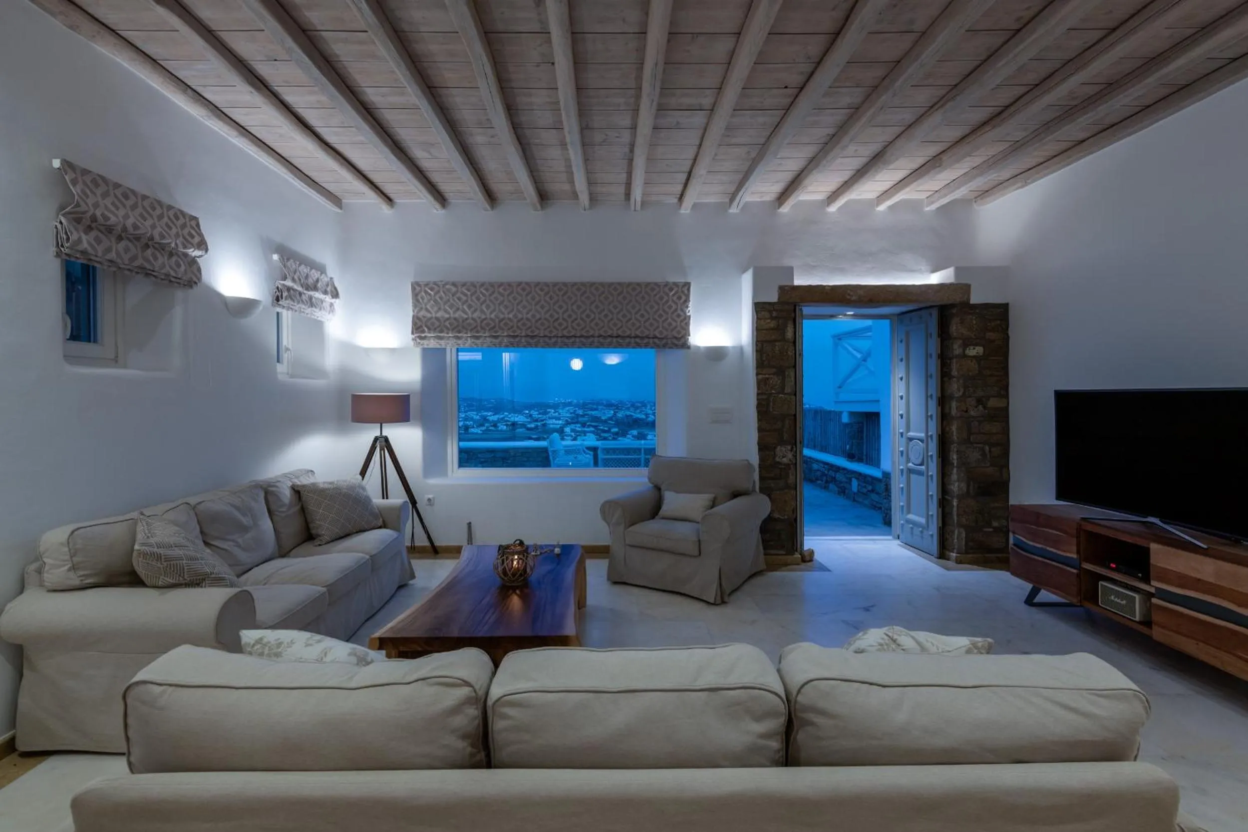 Mykonos Divino