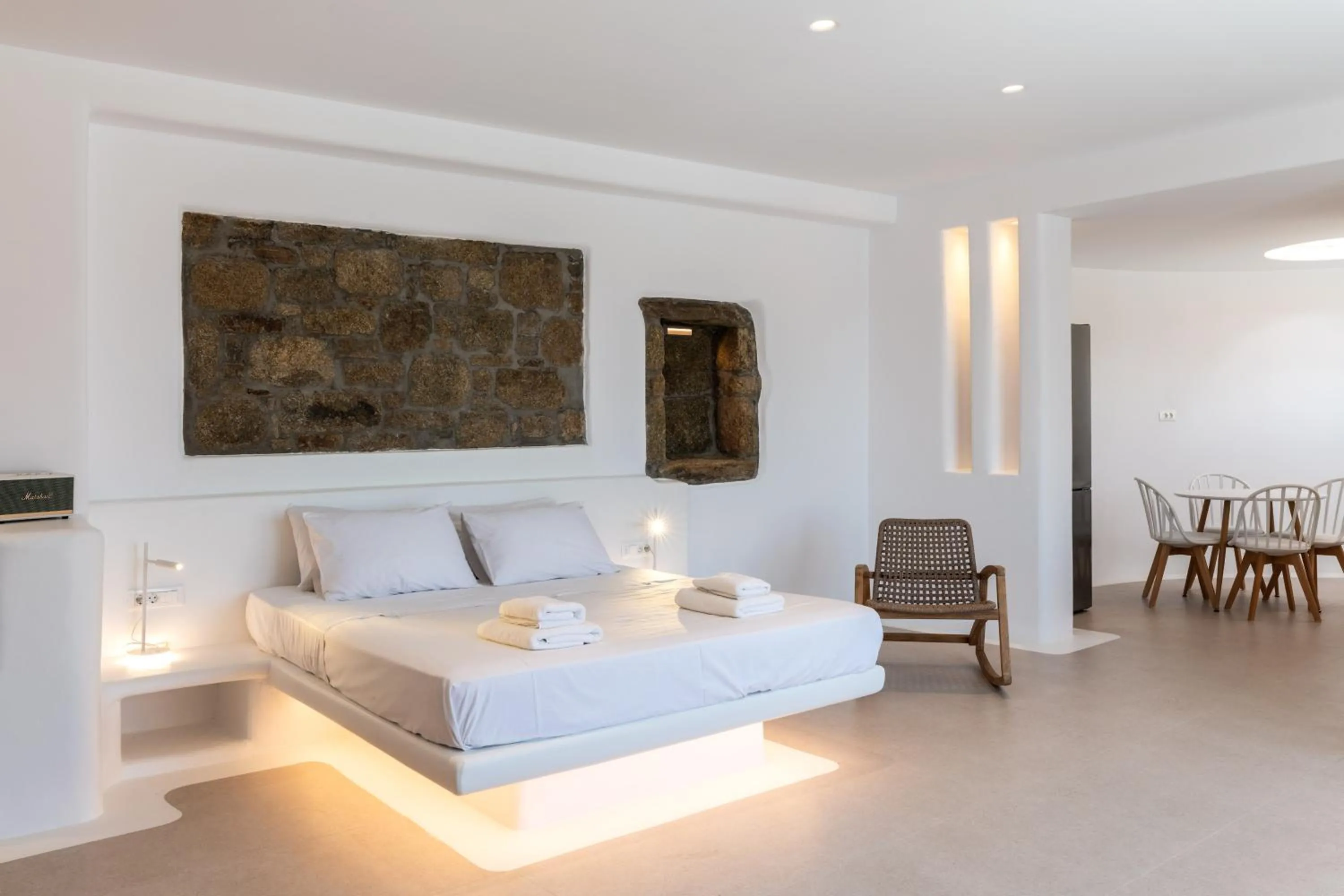 Bed in Mykonos Divino
