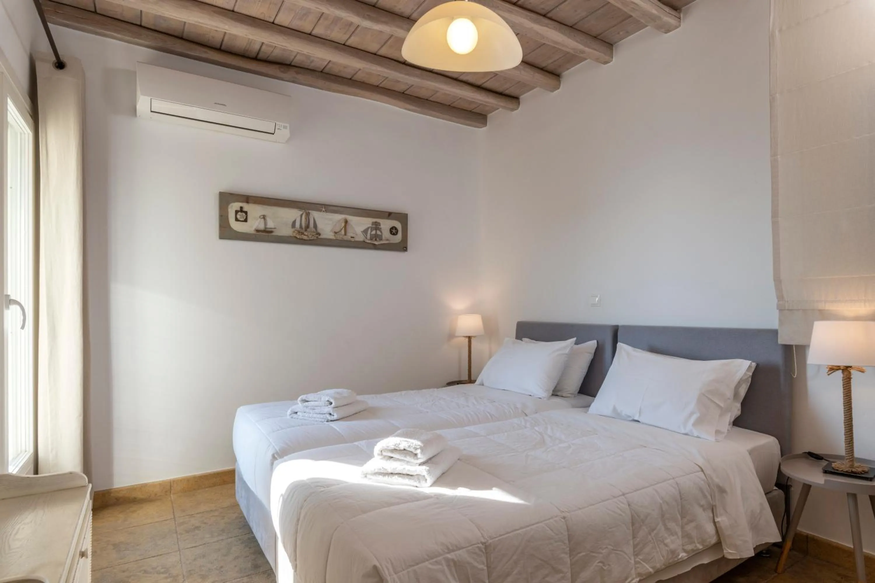 Bed in Mykonos Divino
