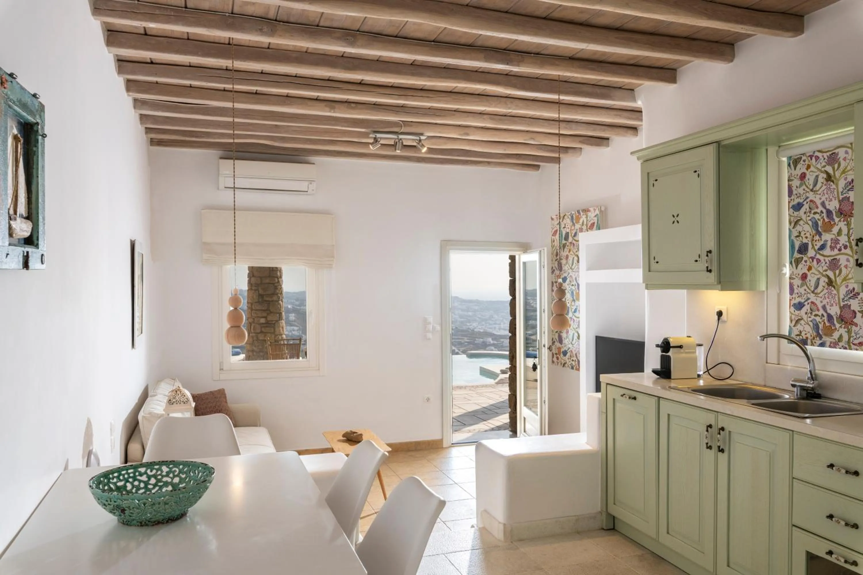 Mykonos Divino