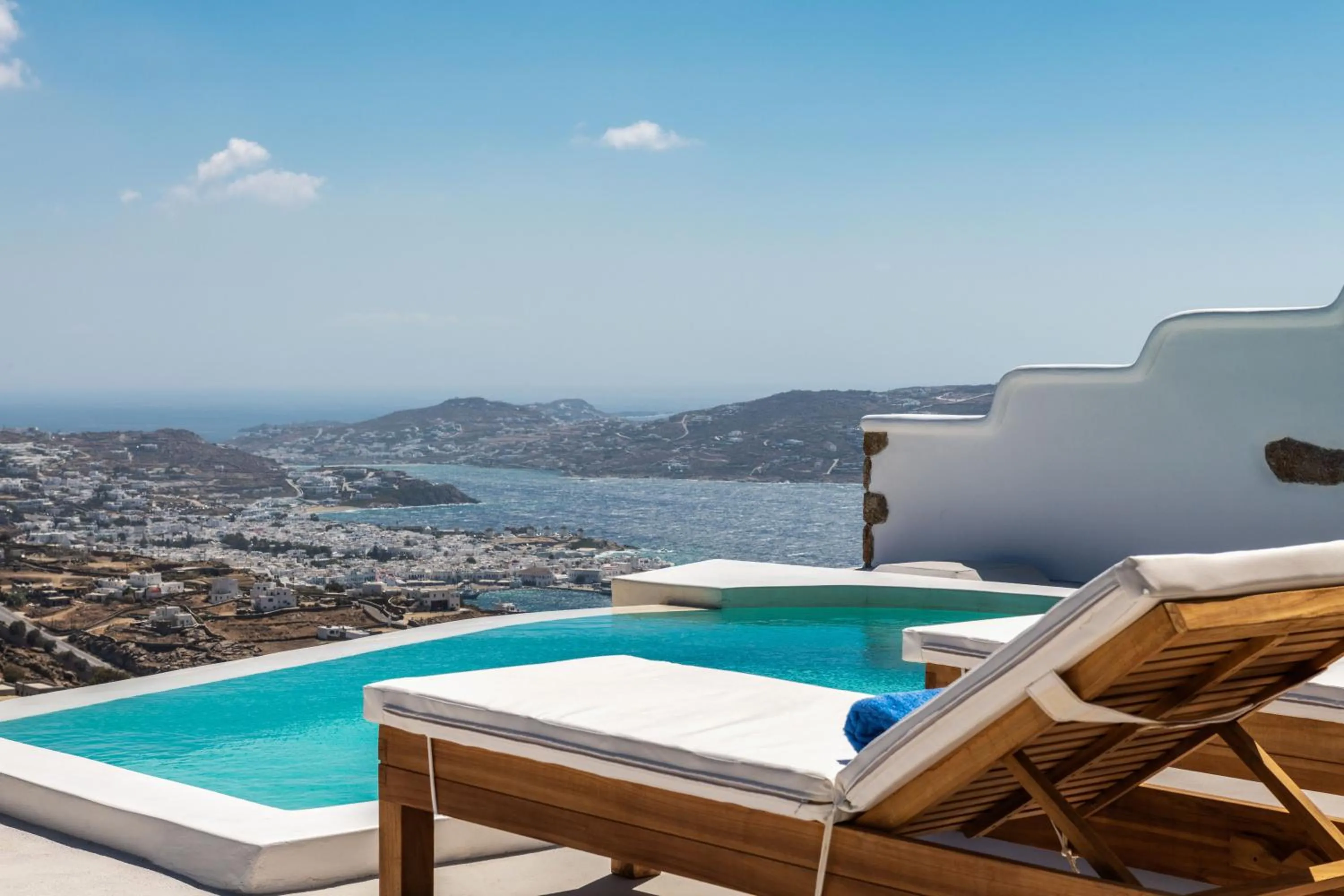 Mykonos Divino