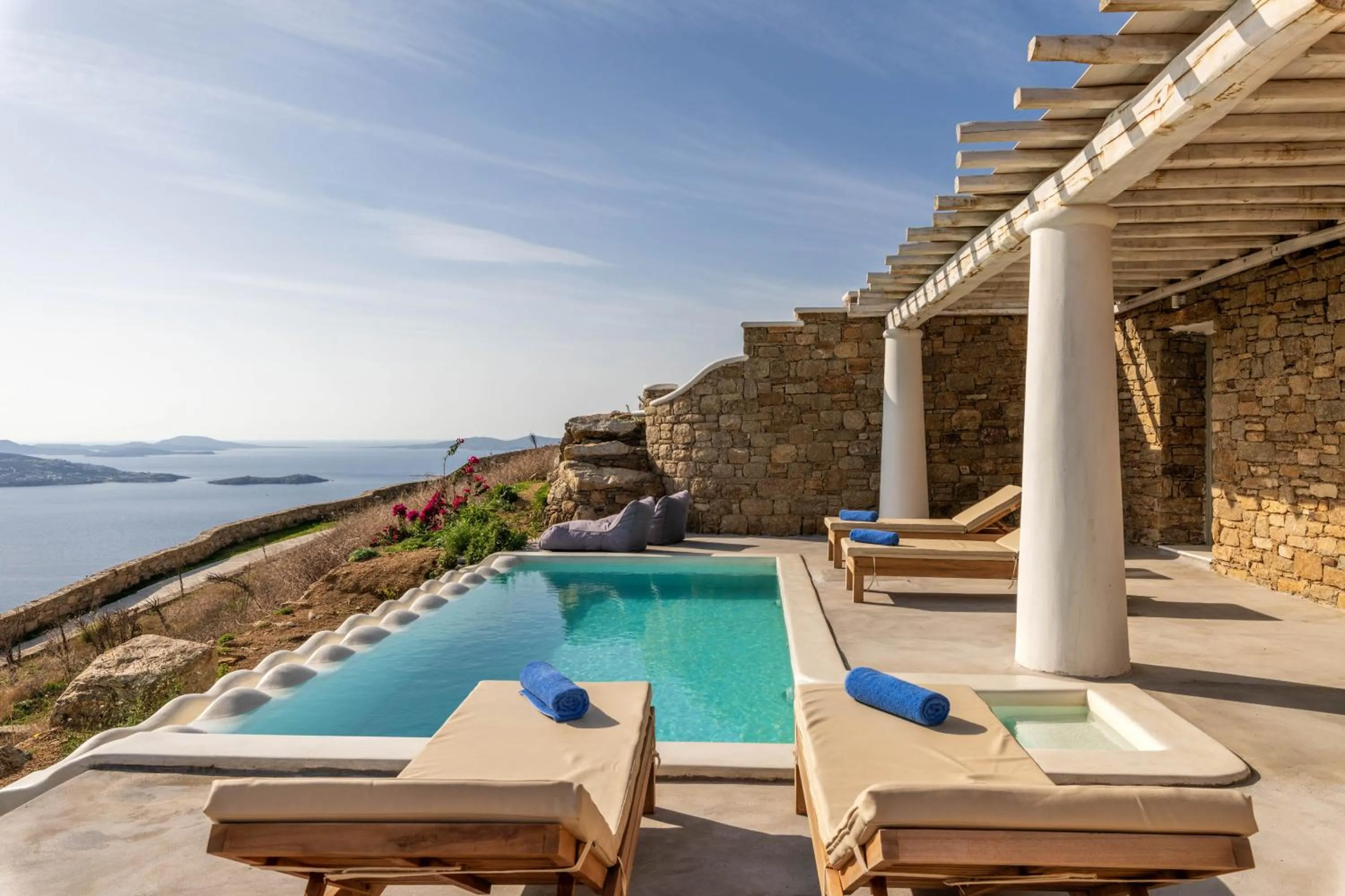 Mykonos Divino