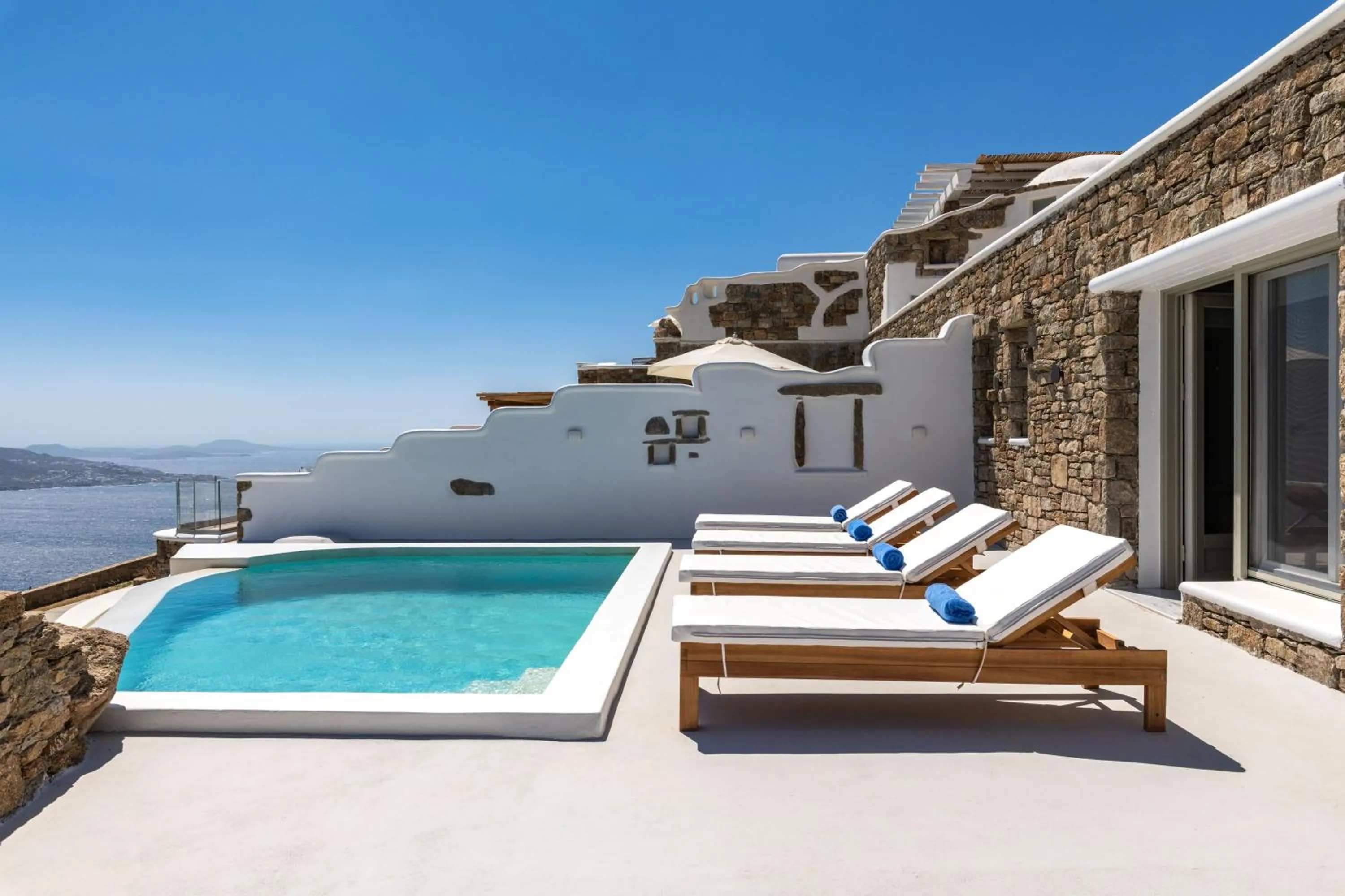 Mykonos Divino