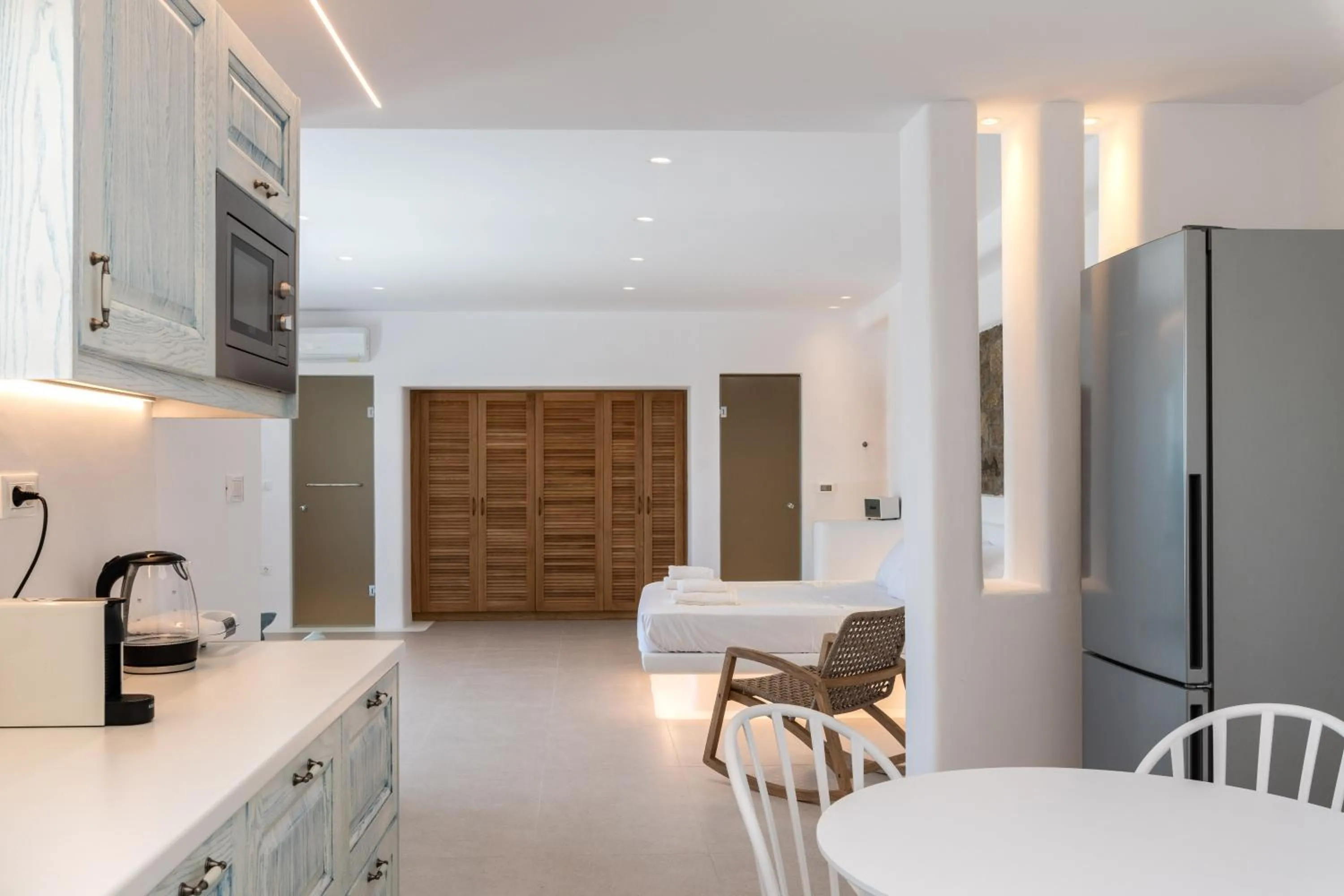 Mykonos Divino