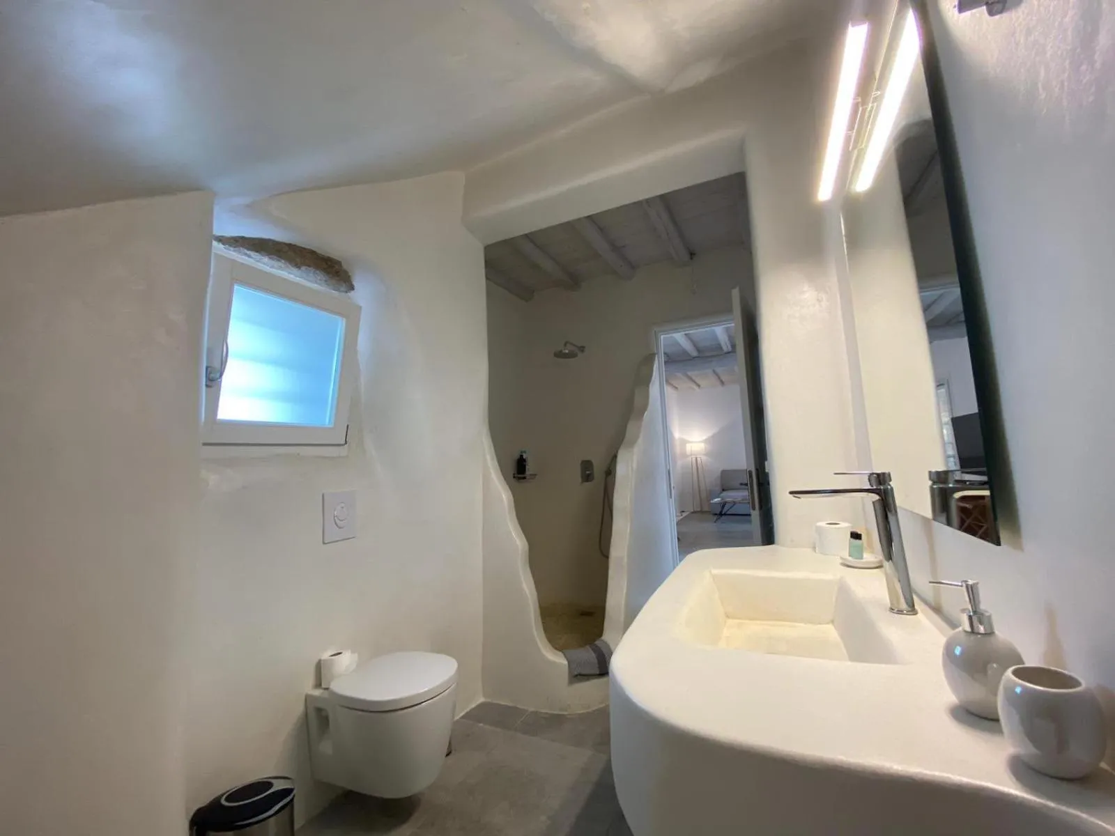 Mykonos Divino