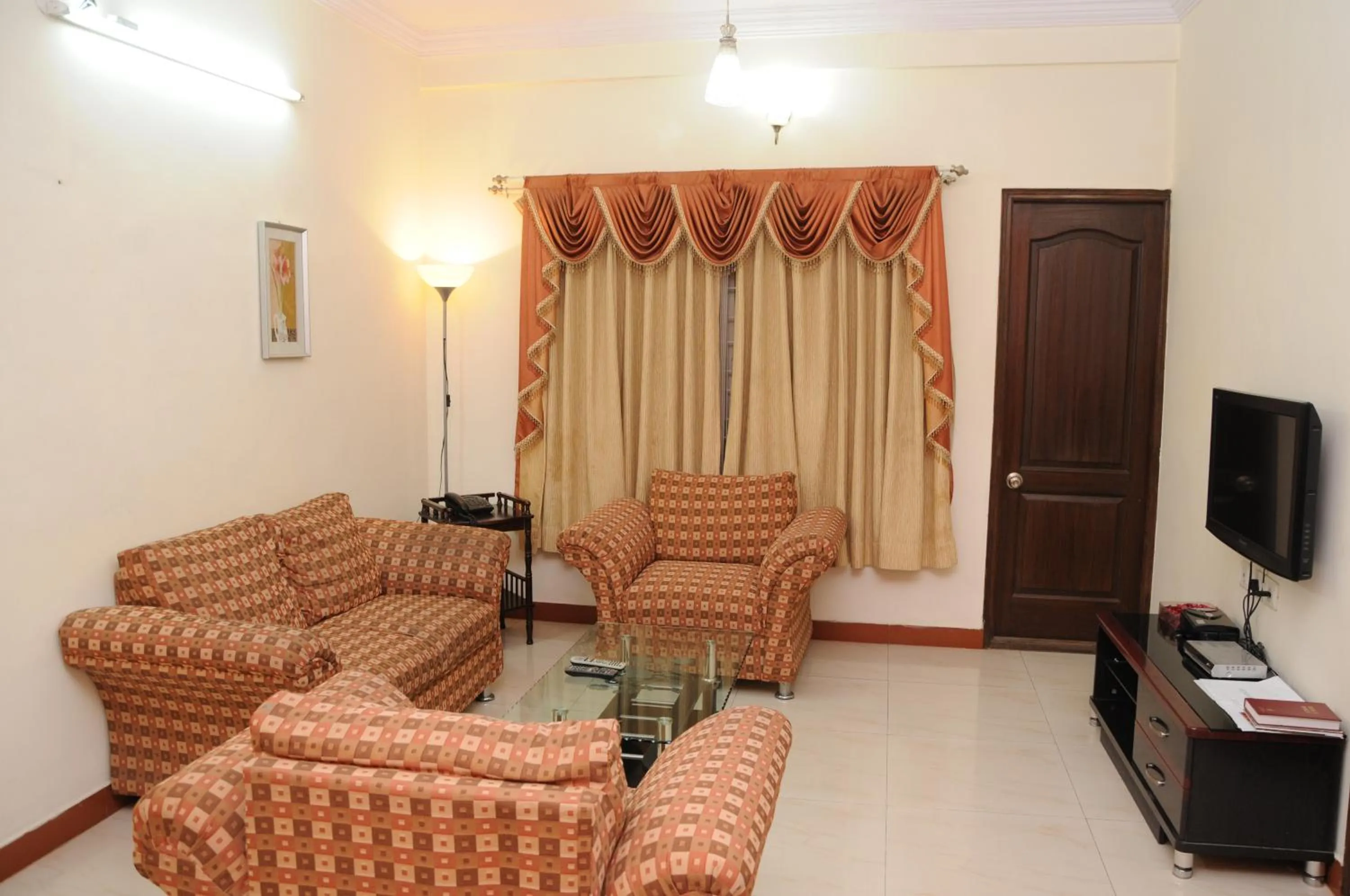 Living room in Maple Suites