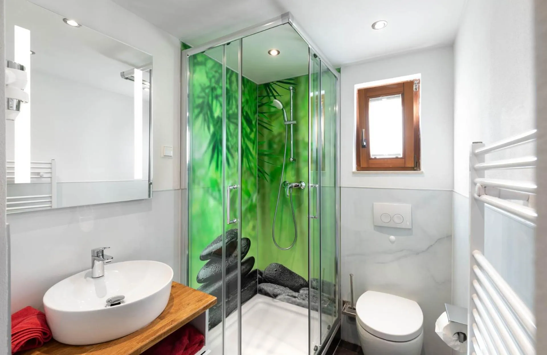 Shower in Bodensee Hotel Storchen