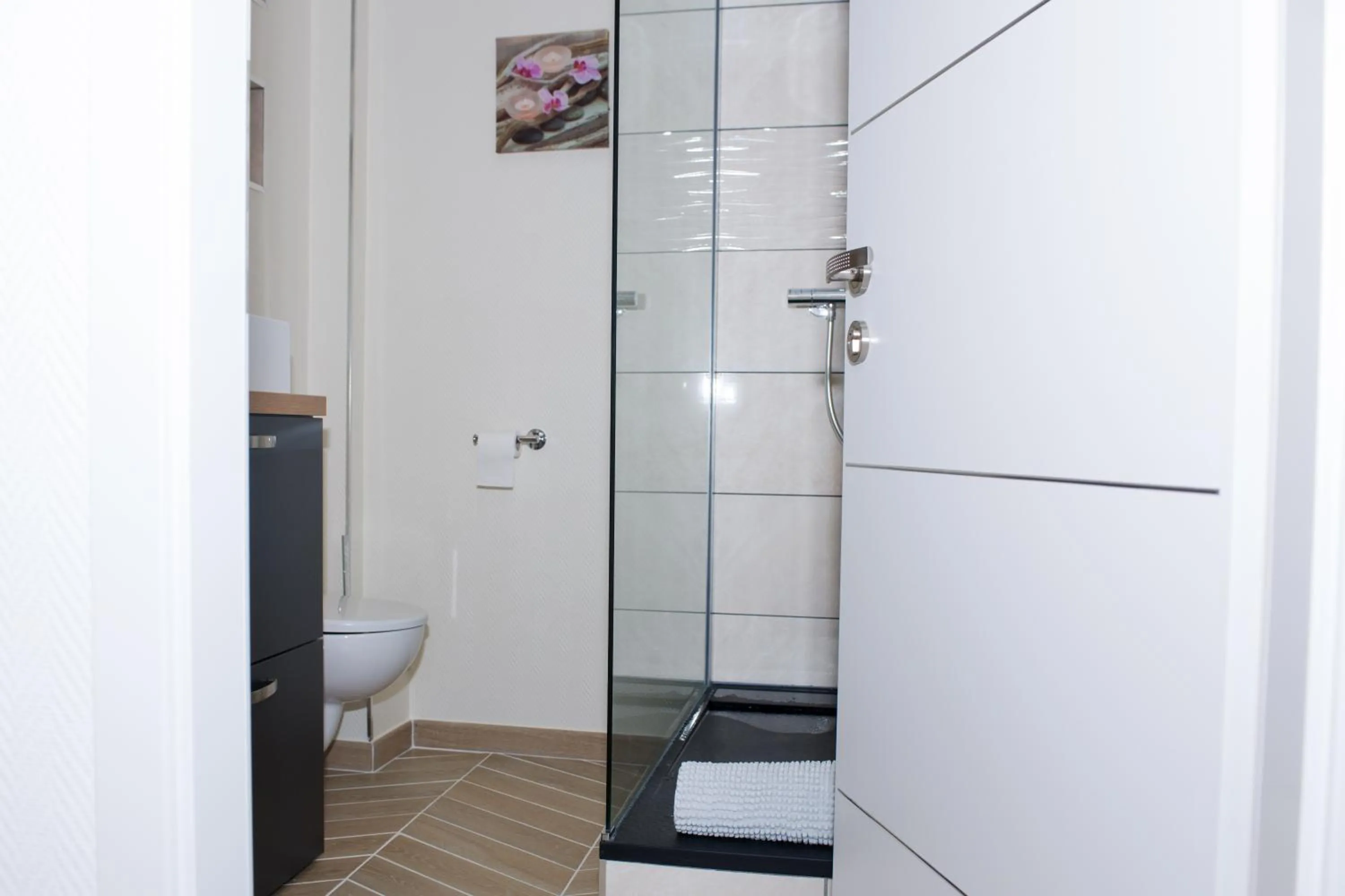 Shower in Chambre d'hôtes Au Coeur De NancyB&B proche gare de Nancy