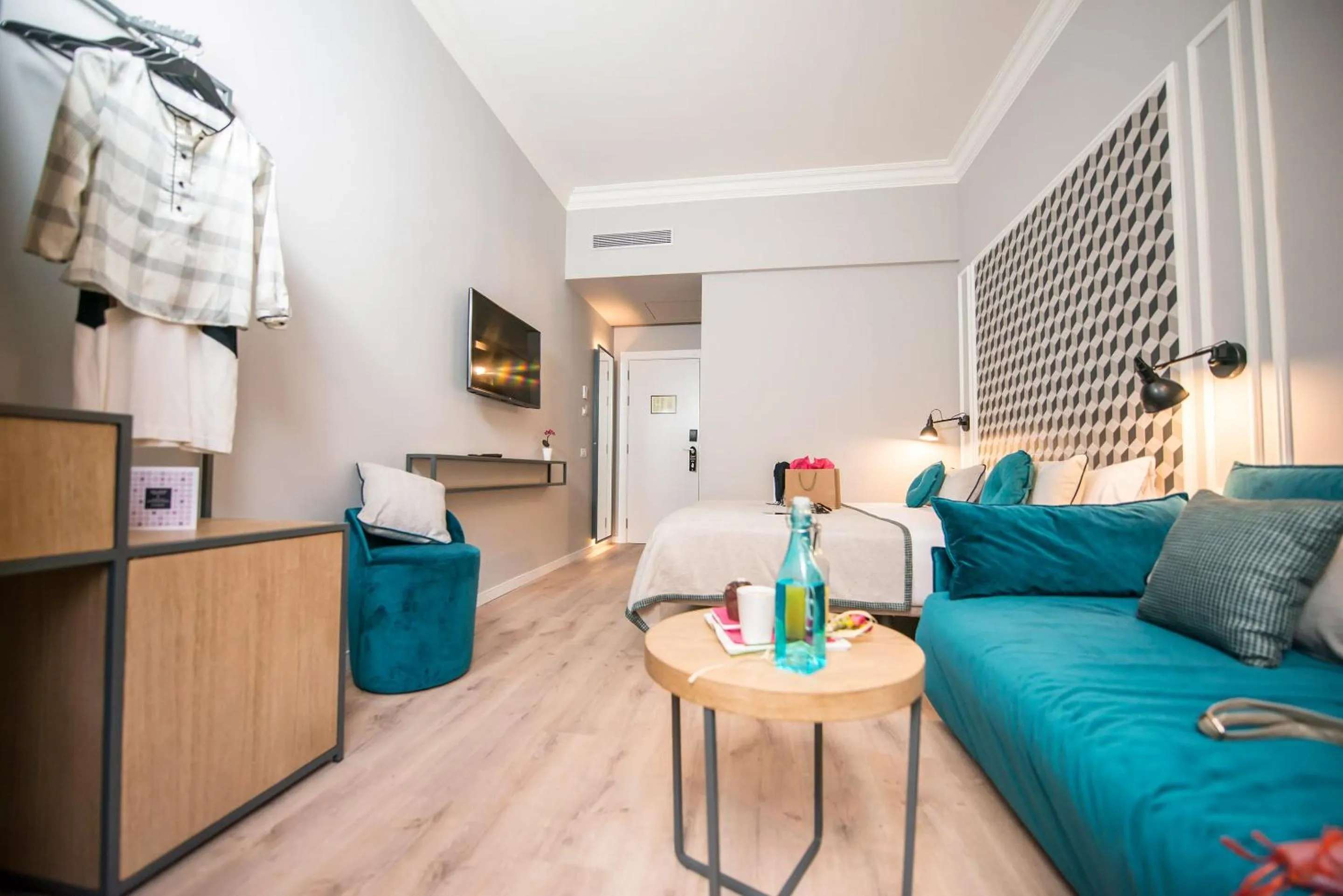 Seating area in Mosaic by Ona