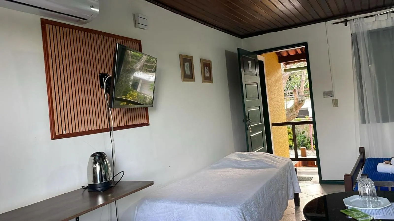 Bed in Pousada Saint Germain