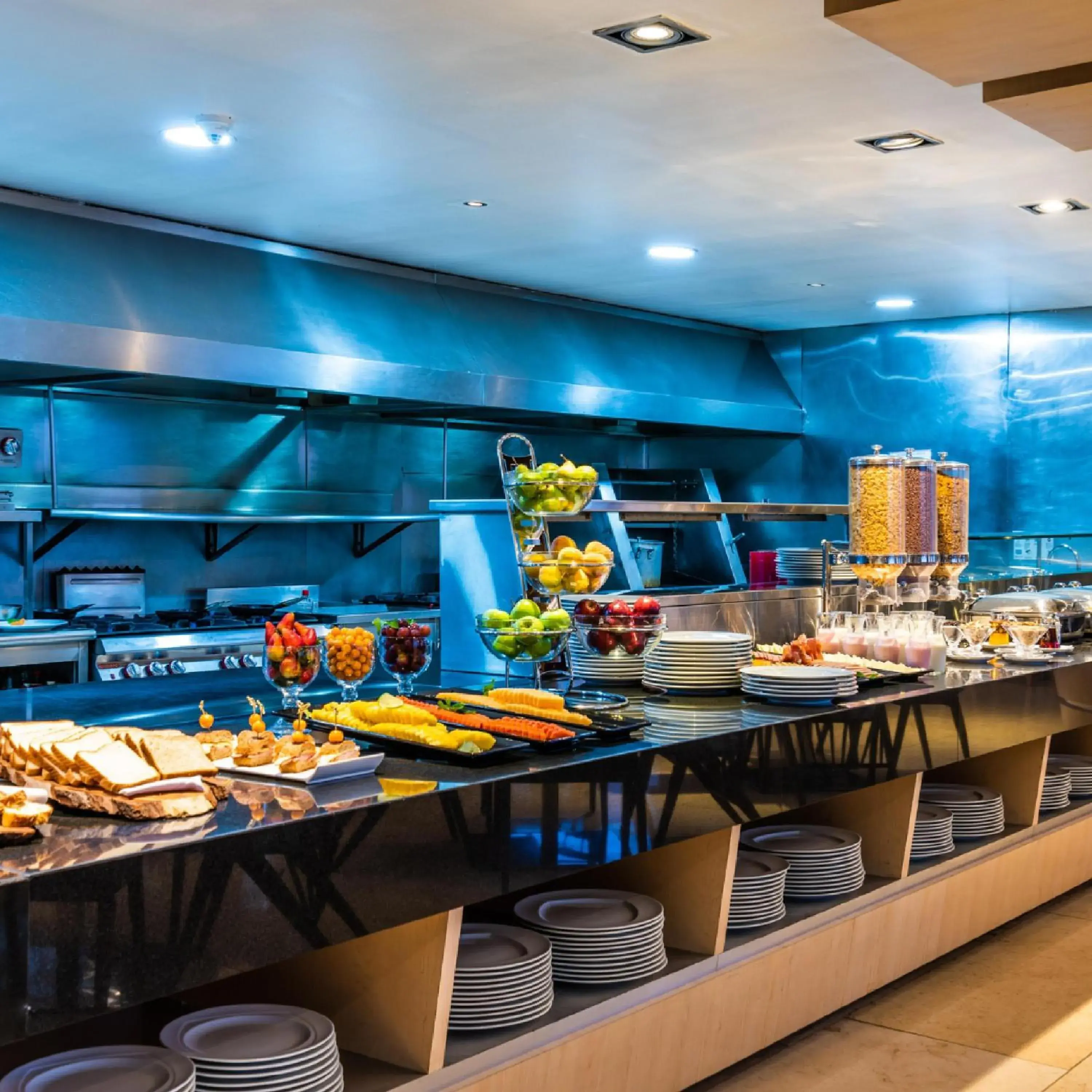 Restaurant/places to eat in Hilton DoubleTree Bogotá Salitre AR Restaurant/places to eat in Hilton DoubleTree Bogotá Salitre AR