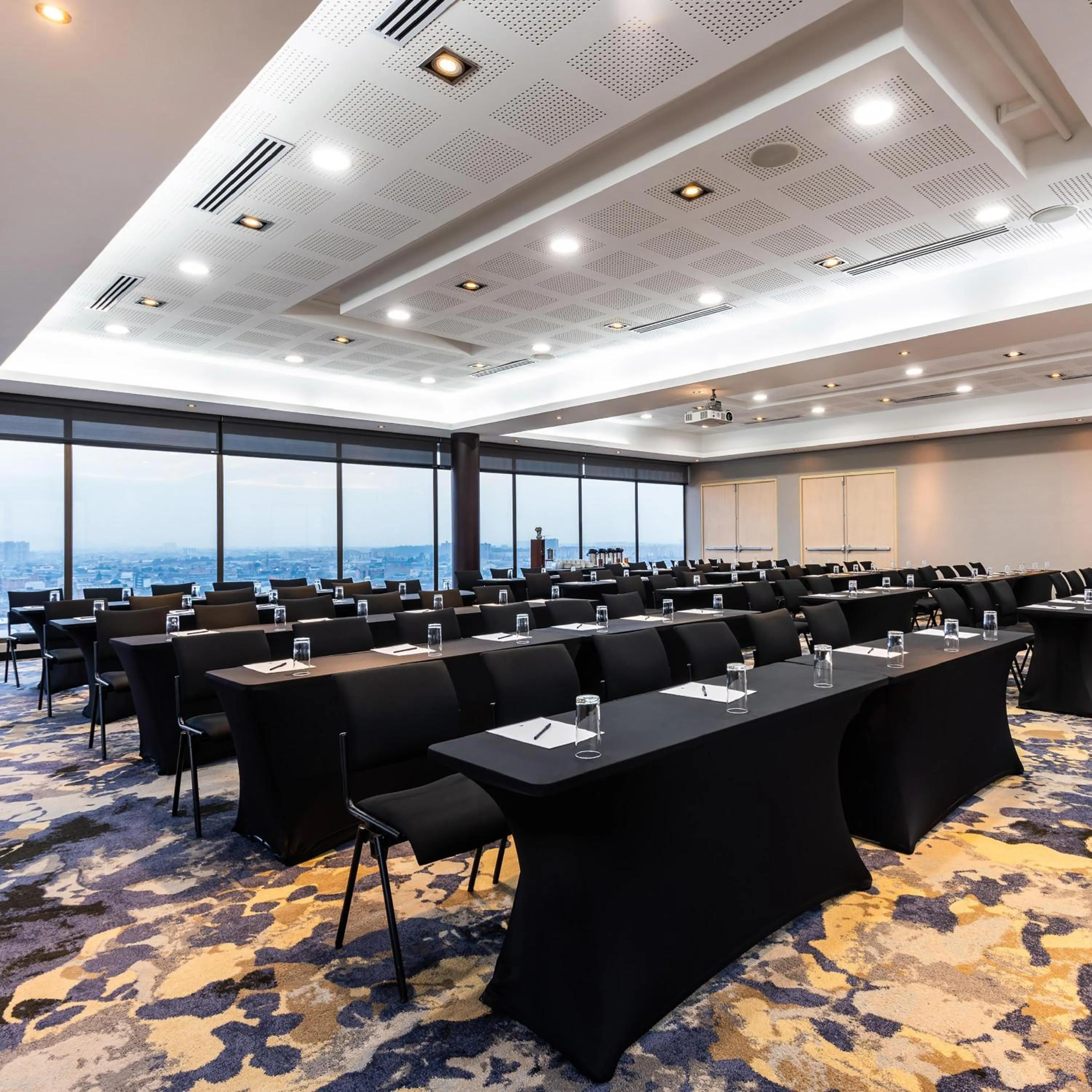 Meeting/conference room in Hilton DoubleTree Bogotá Salitre AR