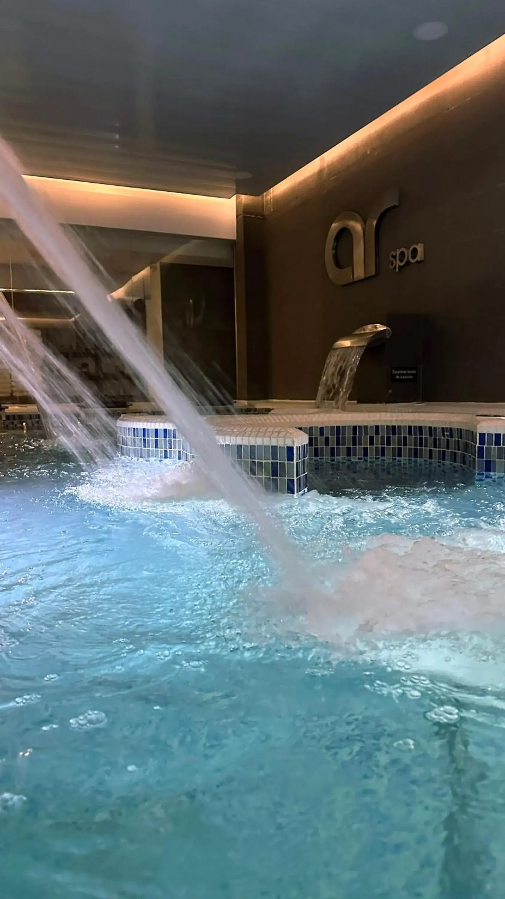 Swimming pool in Hilton DoubleTree Bogotá Salitre AR Swimming pool in Hilton DoubleTree Bogotá Salitre AR