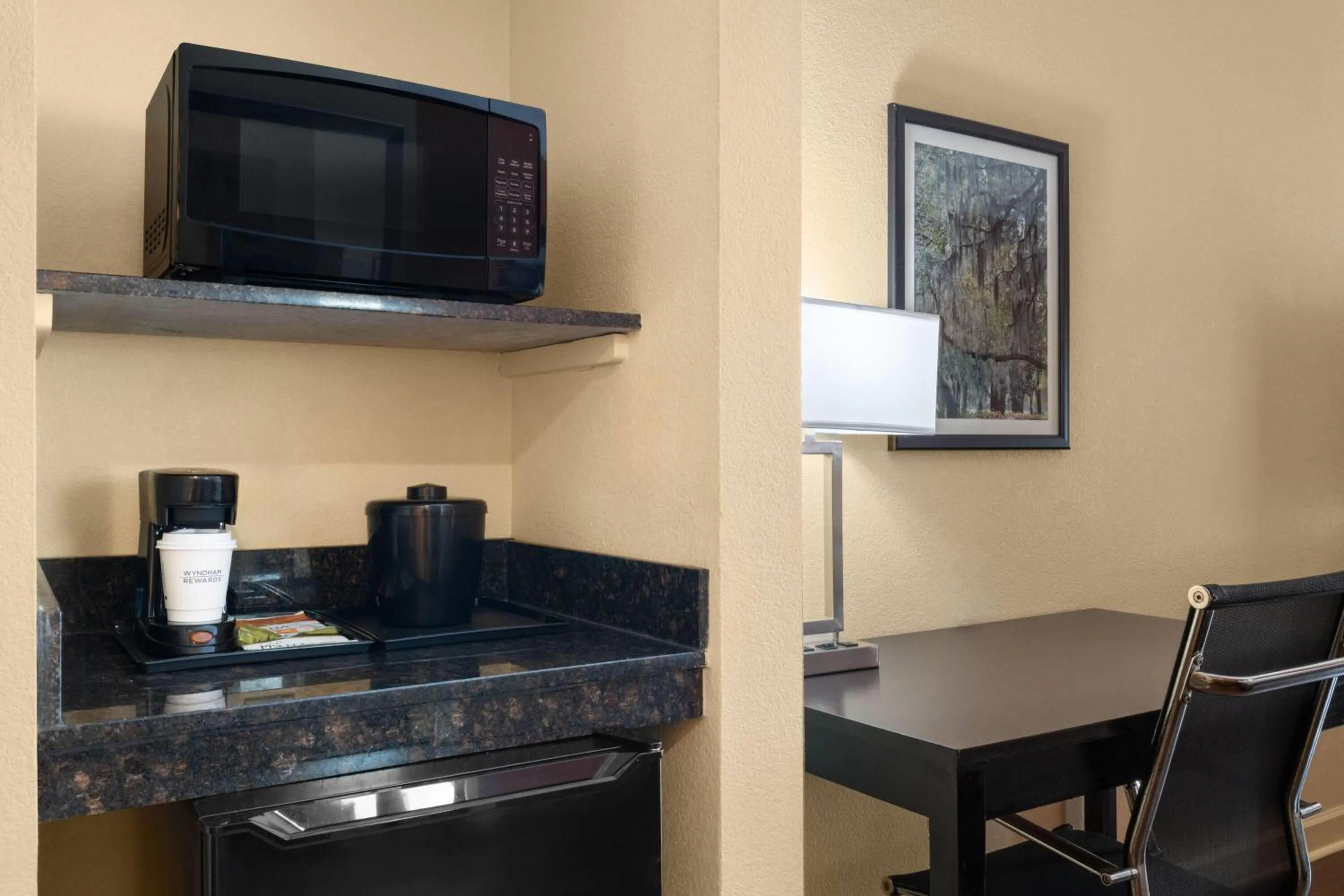 Photo of the whole room in La Quinta by Wyndham Florence