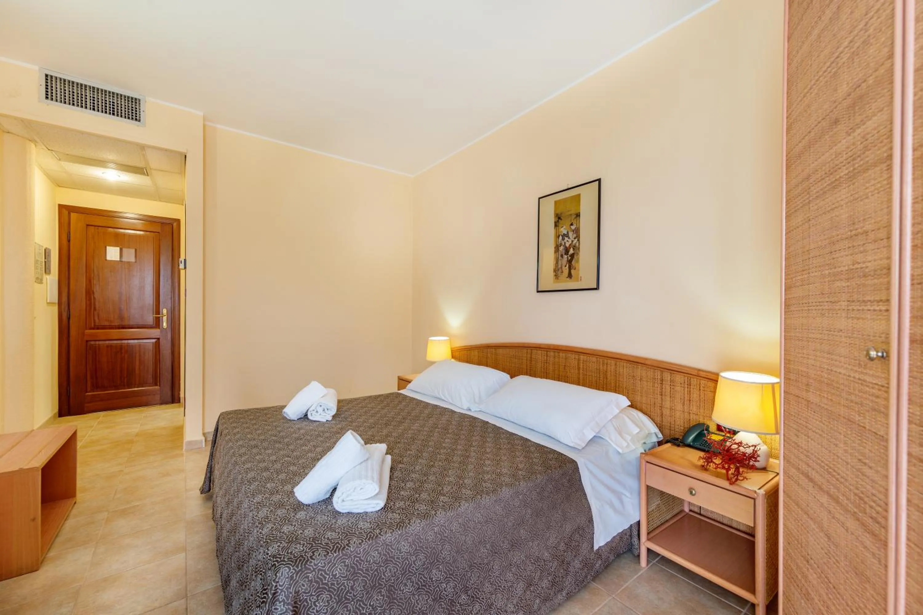 Double or Twin Room with Sea View in Rina Hotel