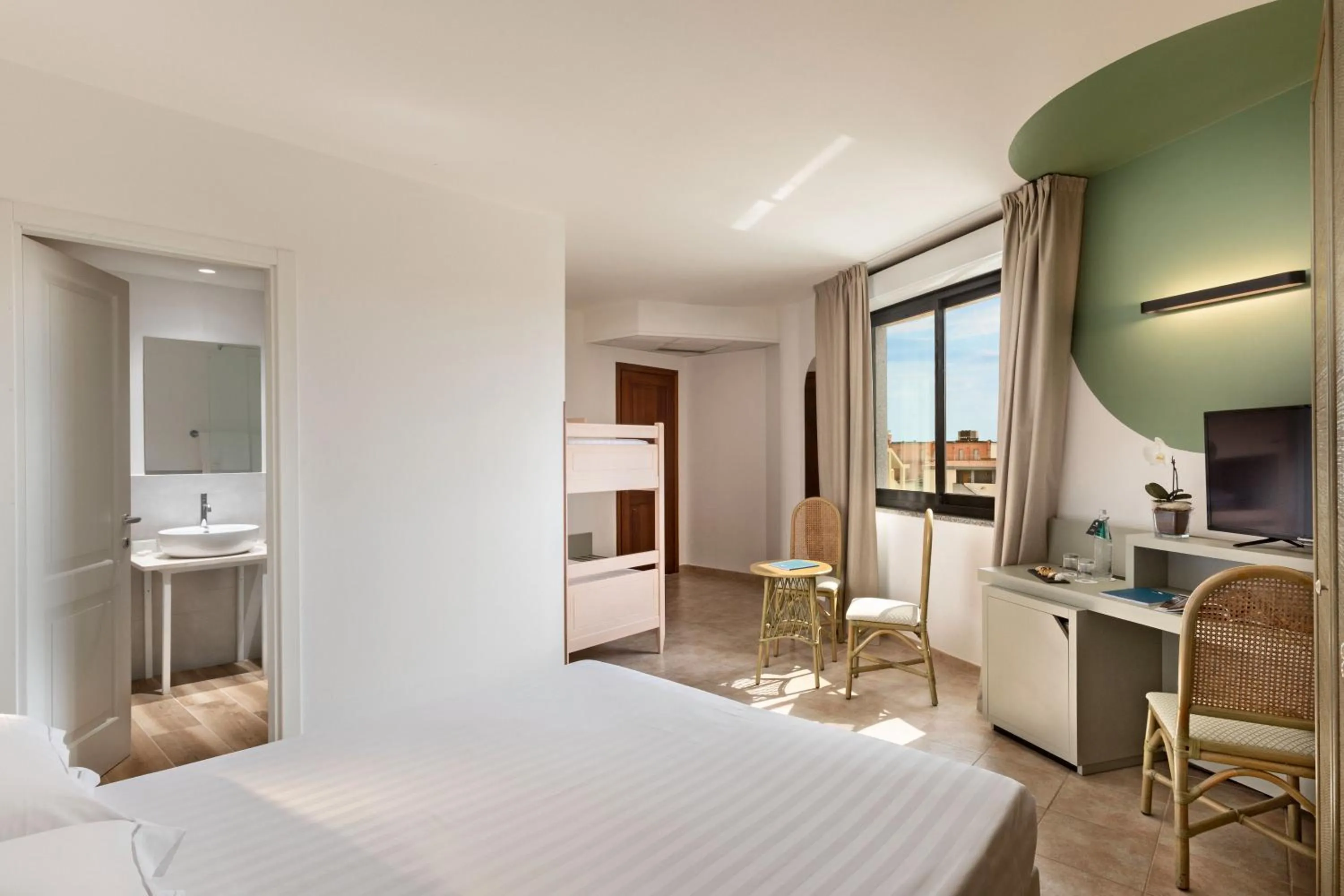 Bedroom, Bed in Rina Hotel