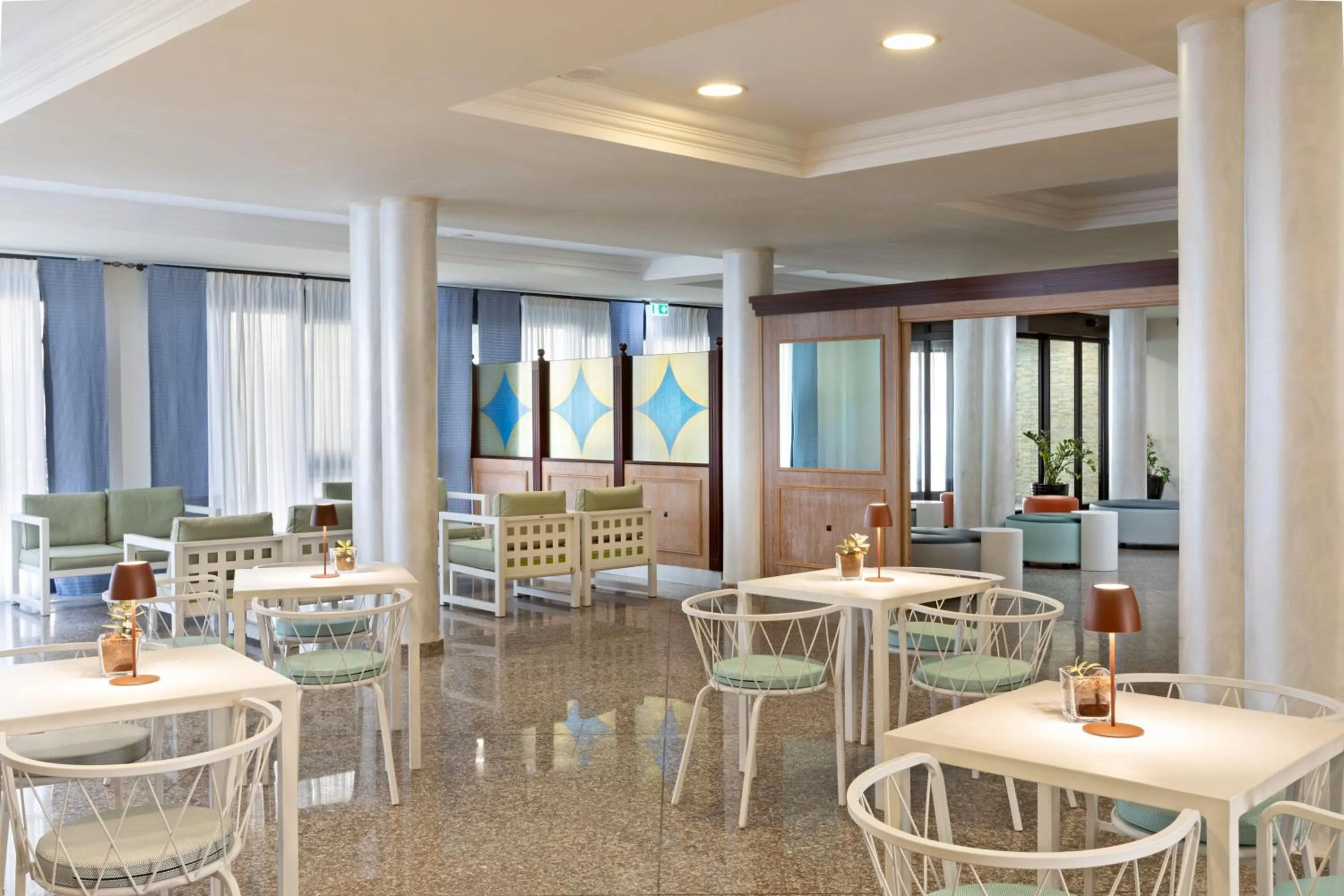 Lobby or reception in Rina Hotel